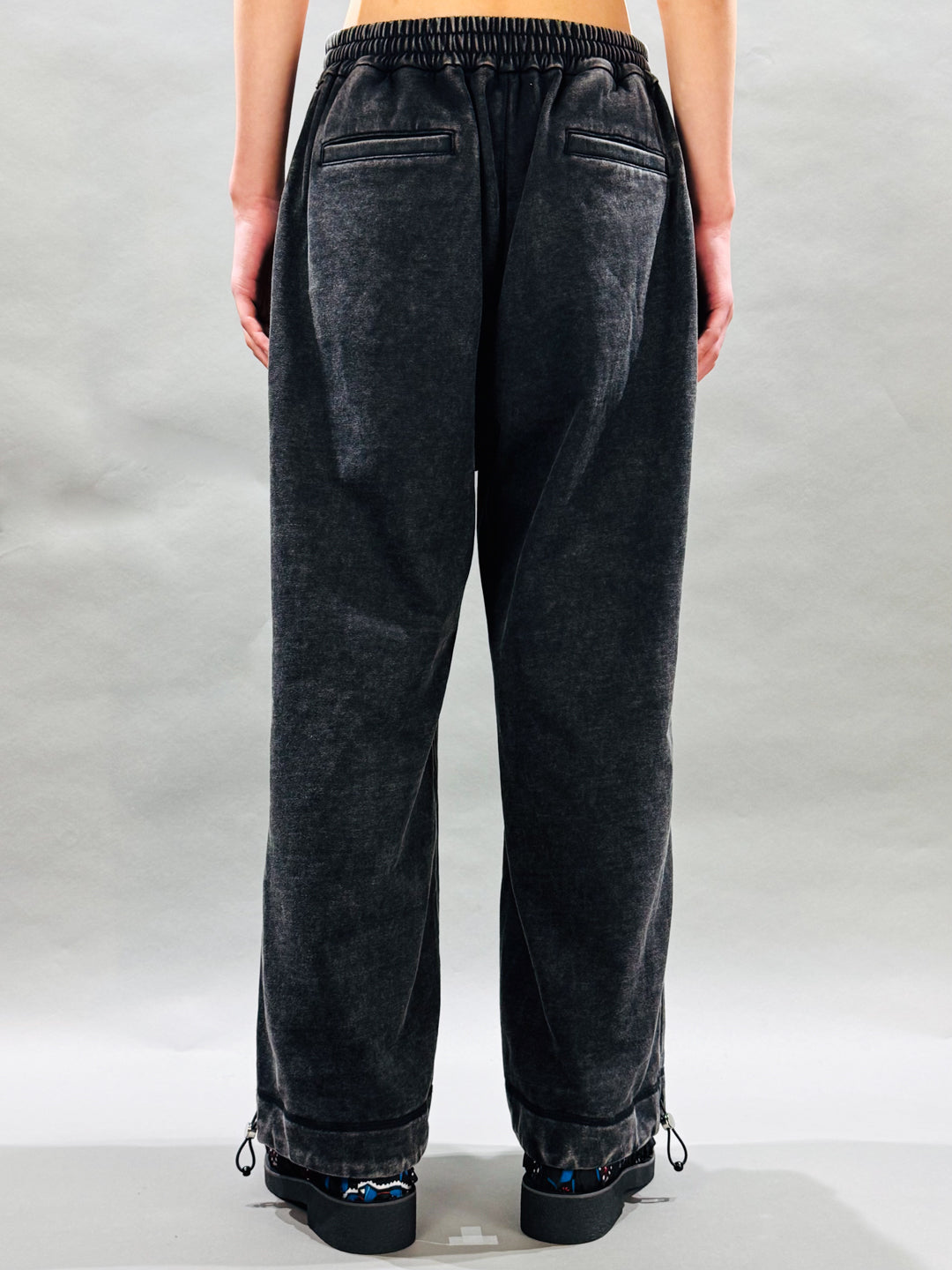 SYUMAN. Basic Acid Sweat Pants