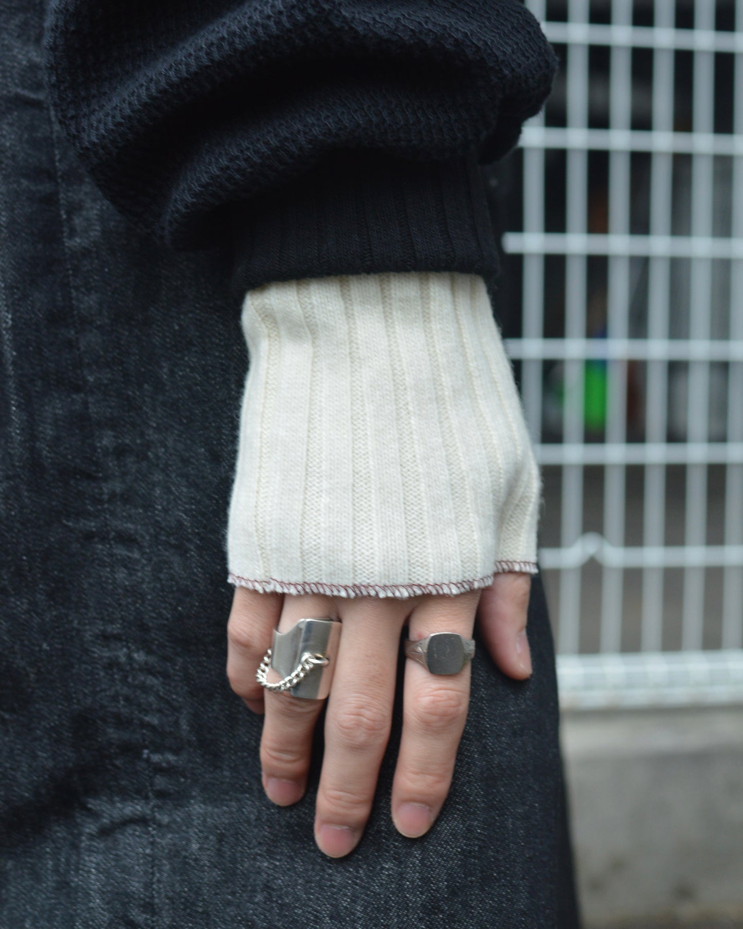 refomed ”GUNTE” ARM WARMER OFF×RED