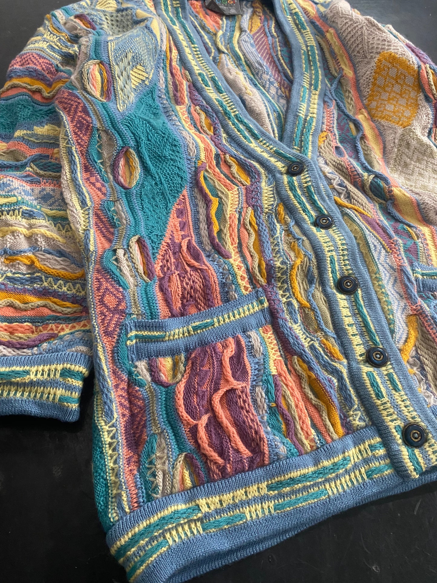90s COOGI 3D design knit cardigan