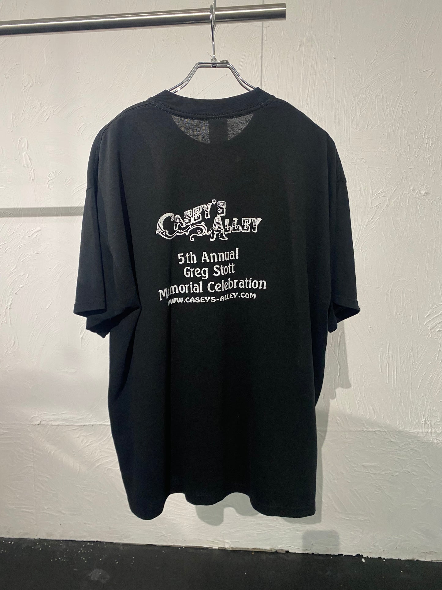 00s BLUES CASEY'S ALLEY TEE