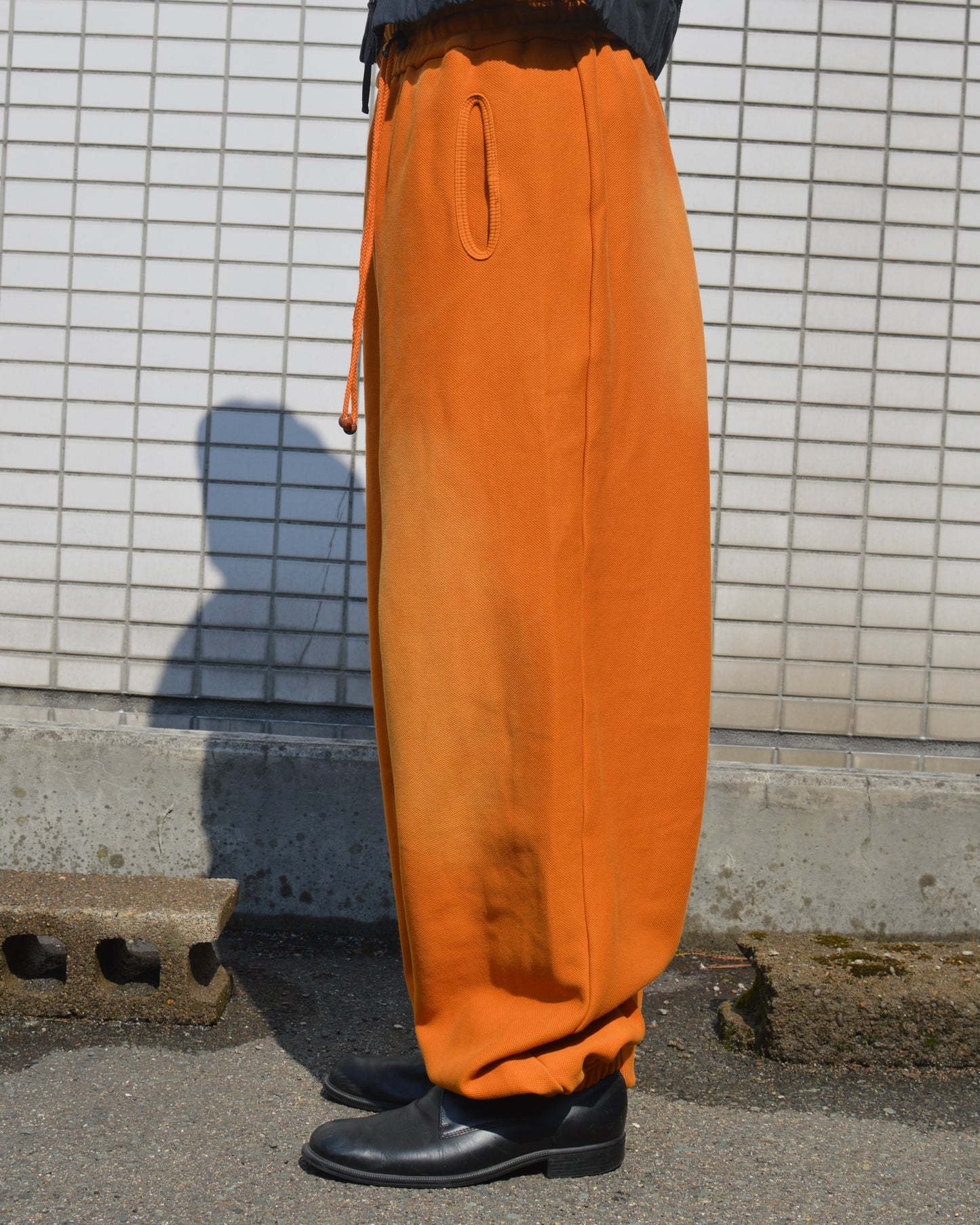 JIAN YE GUAI SWEAT PANTS