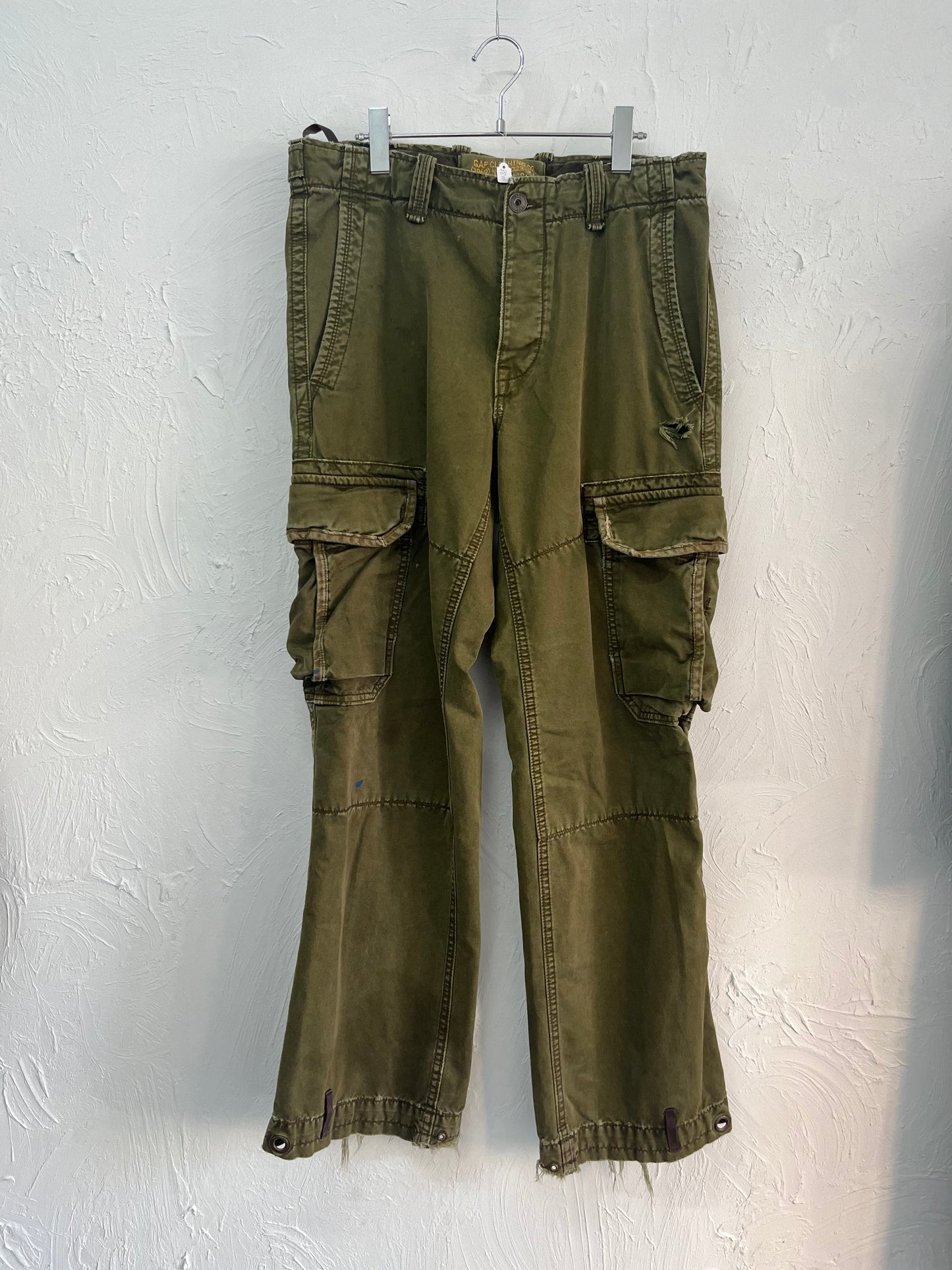 GAP button fly cargo pants