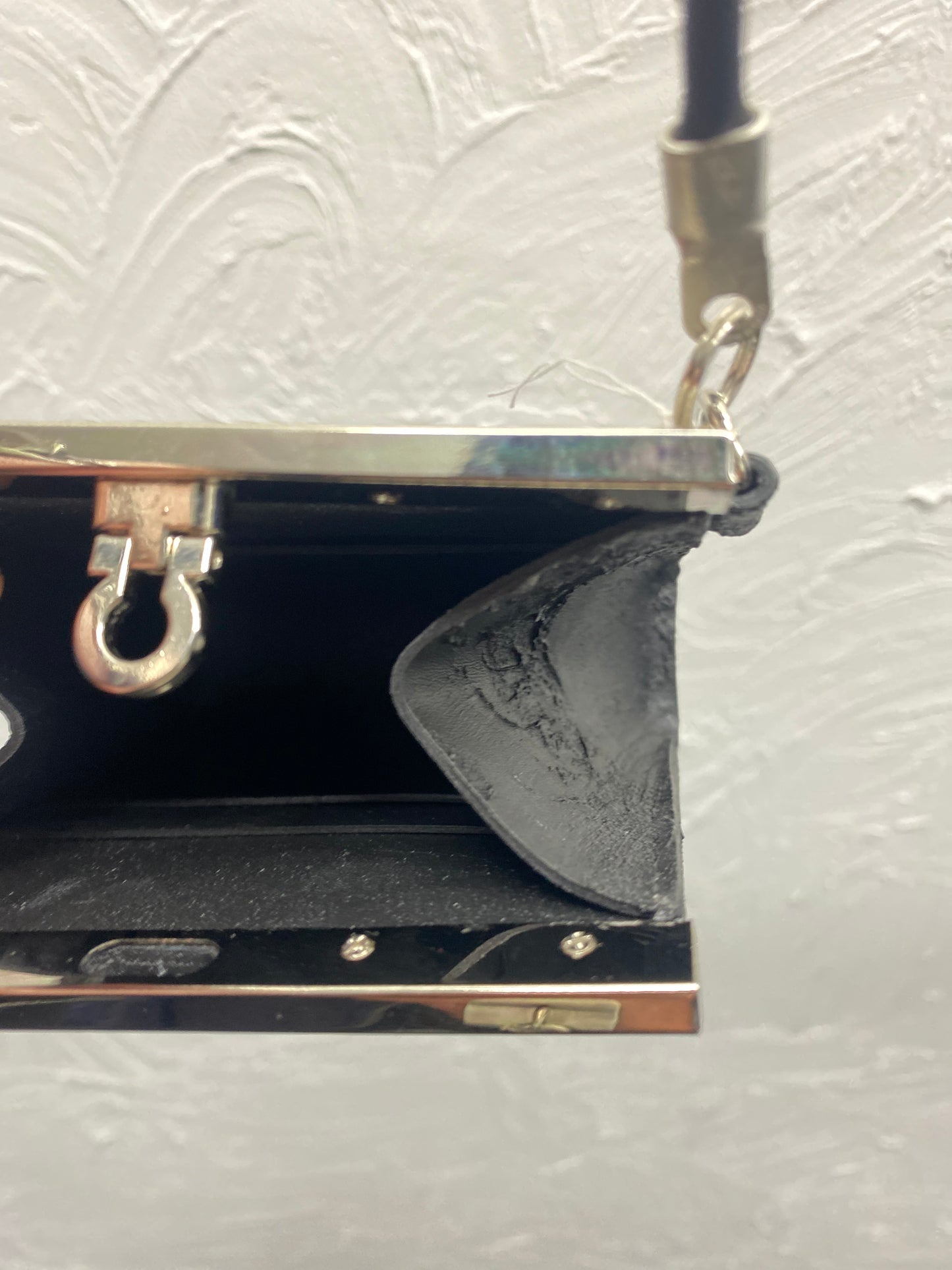 KAGARI YUSUKE ラッチウォレット BLACK