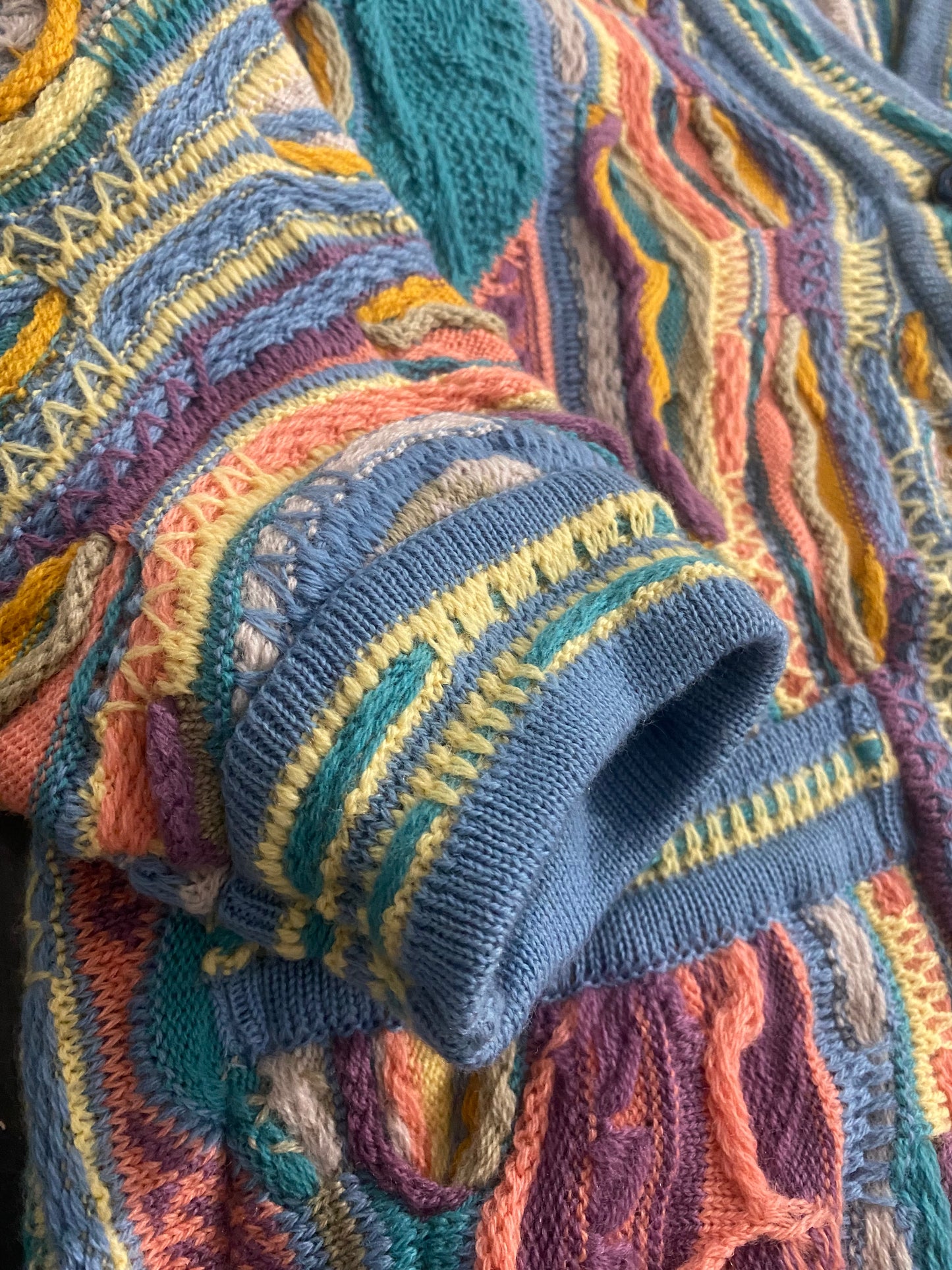 90s COOGI 3D design knit cardigan