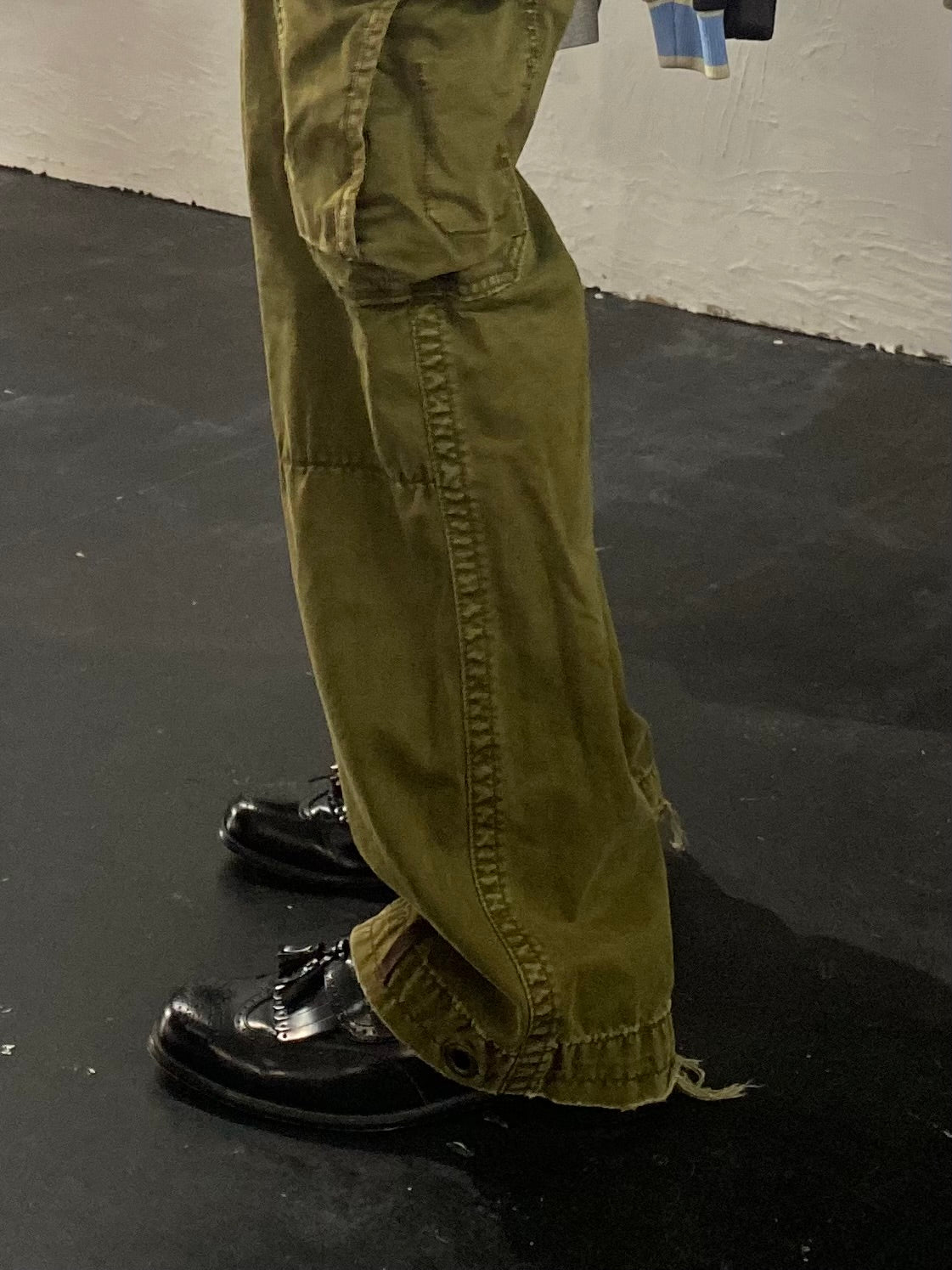GAP button fly cargo pants