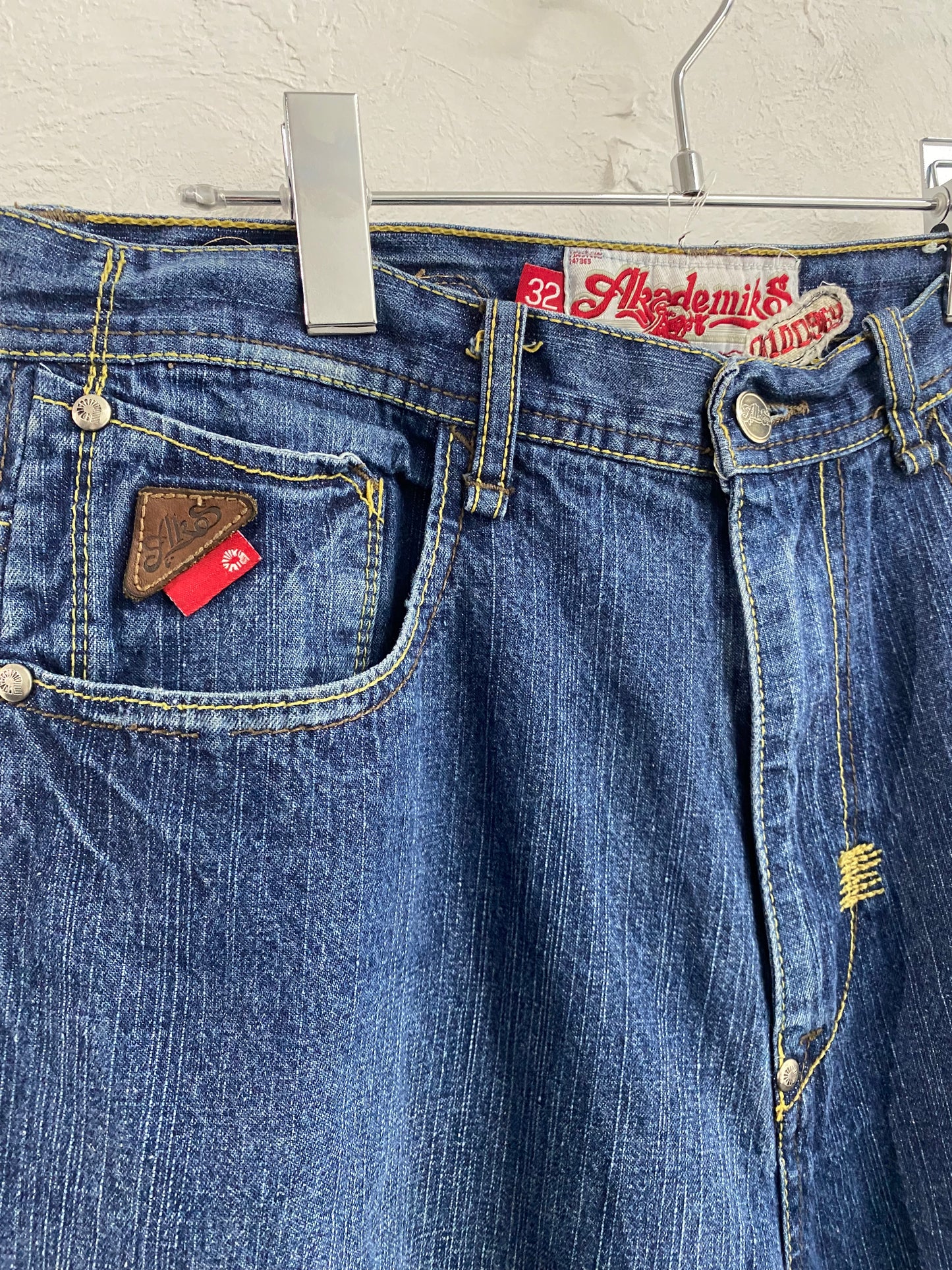 embroidery denim shorts