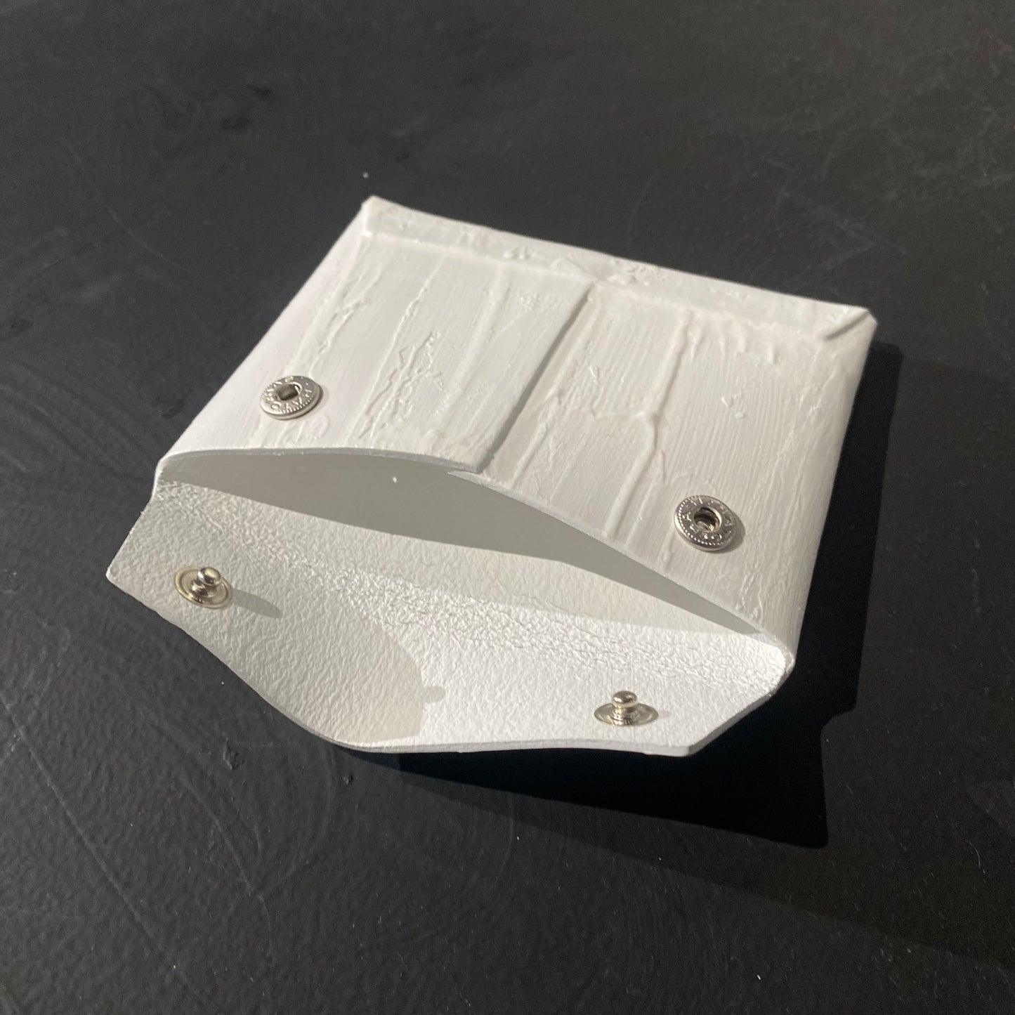 KAGARI YUSUKE 封筒型小銭入れ White