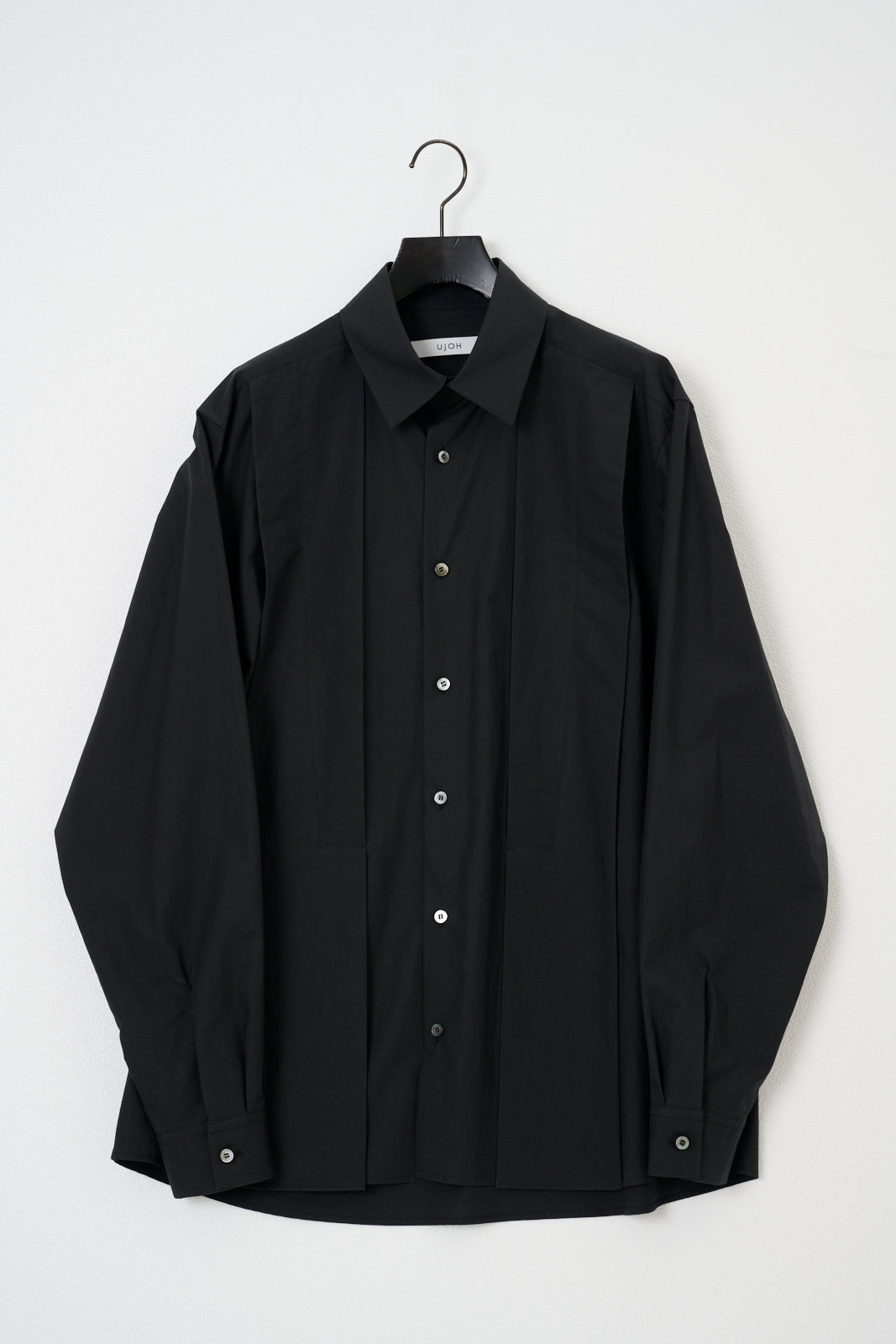 UJOH ウジョー EX.cropped shirts ブラックシャツどれくらいの値下げ