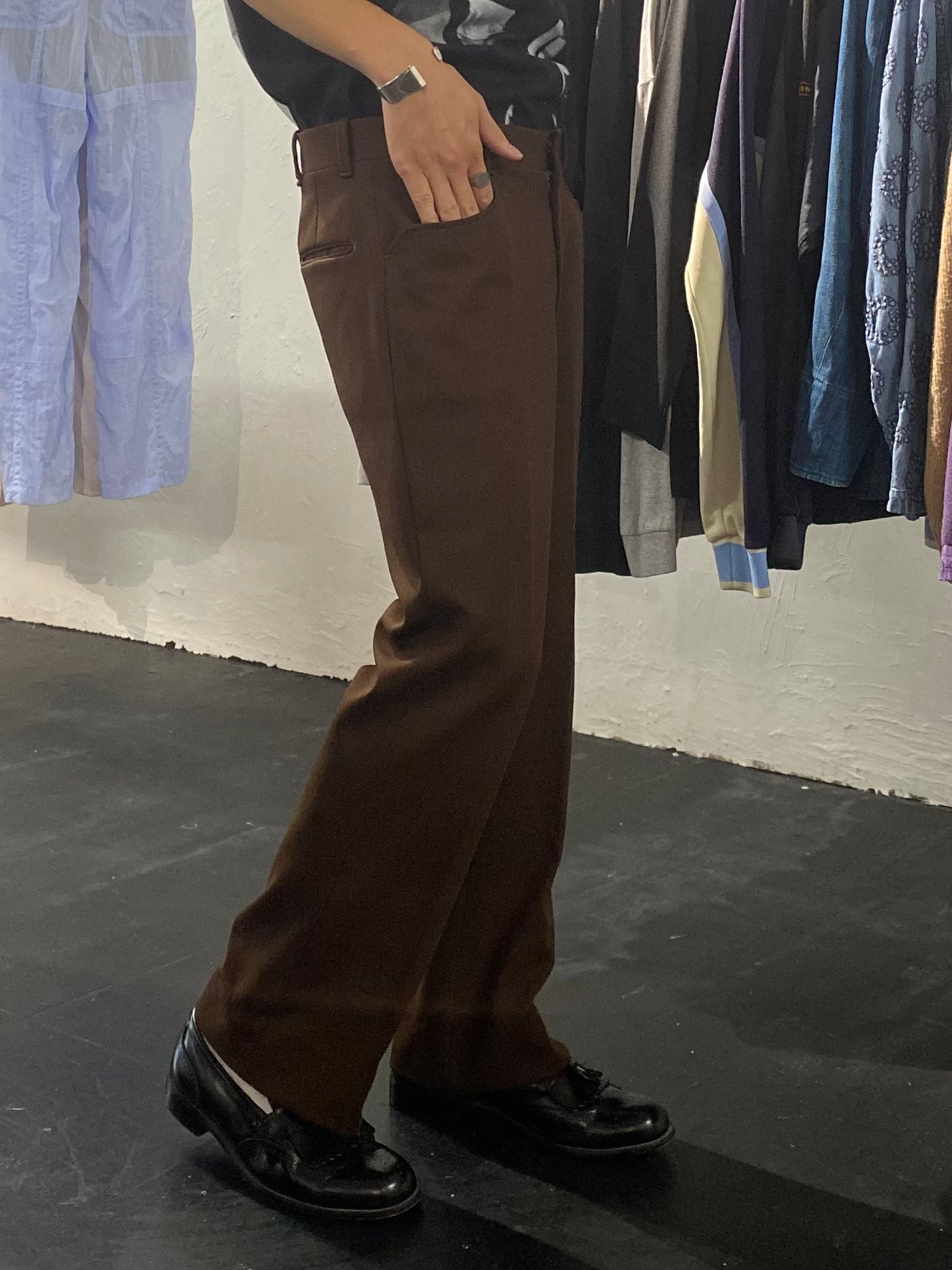 center Pressed boots cut slacks