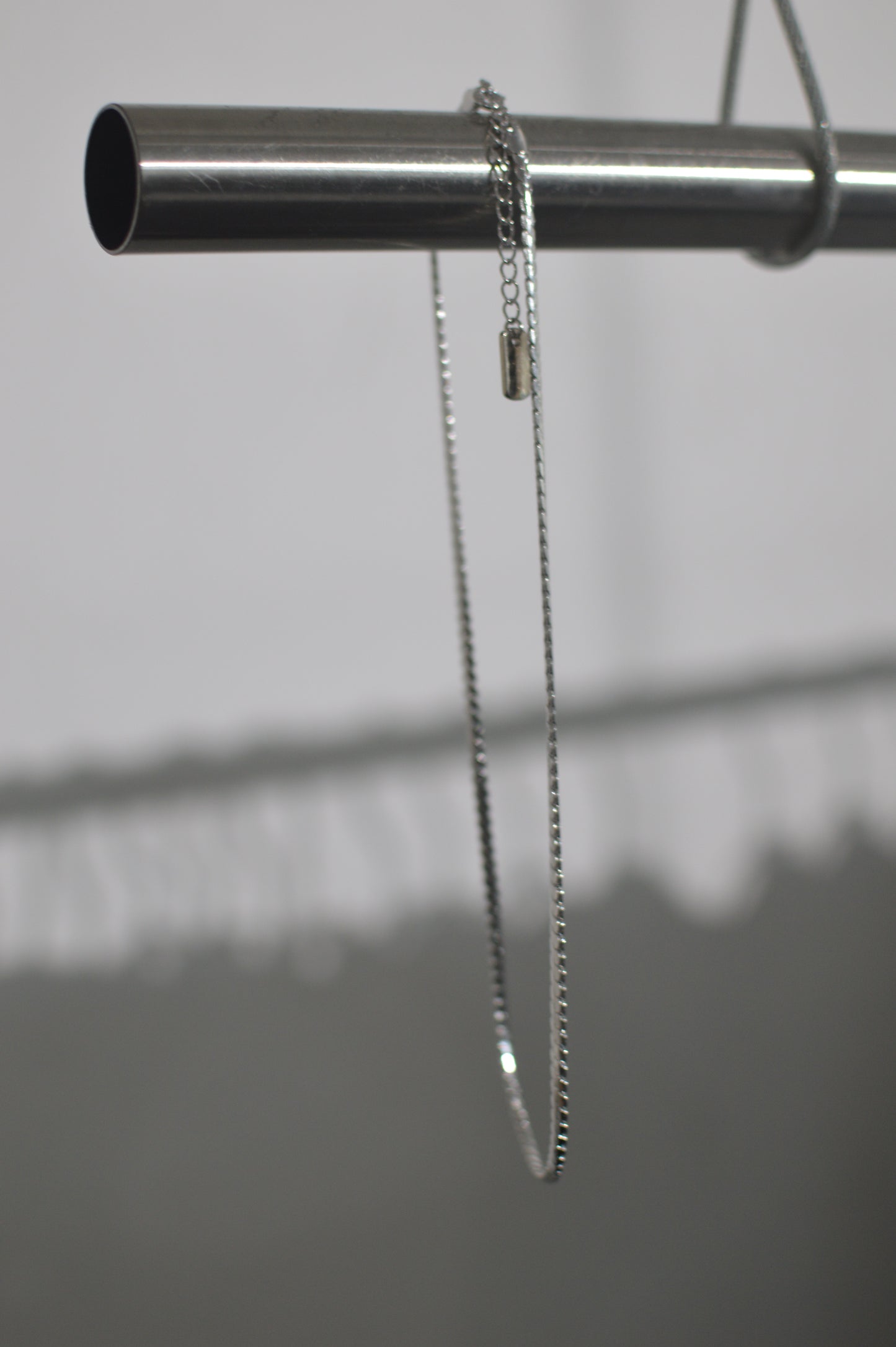 THE OBJECT PAR Narrow Snake Necklace