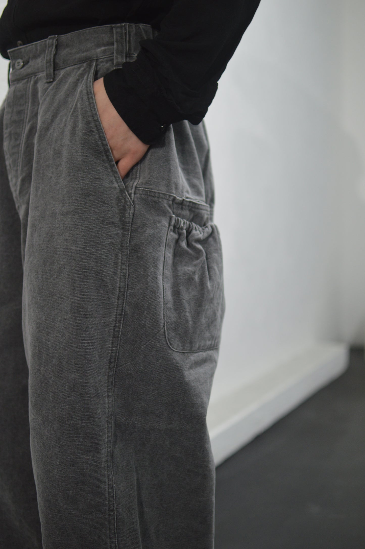 refomed FRESH MAN DUCK WIDE PANTS GRAY