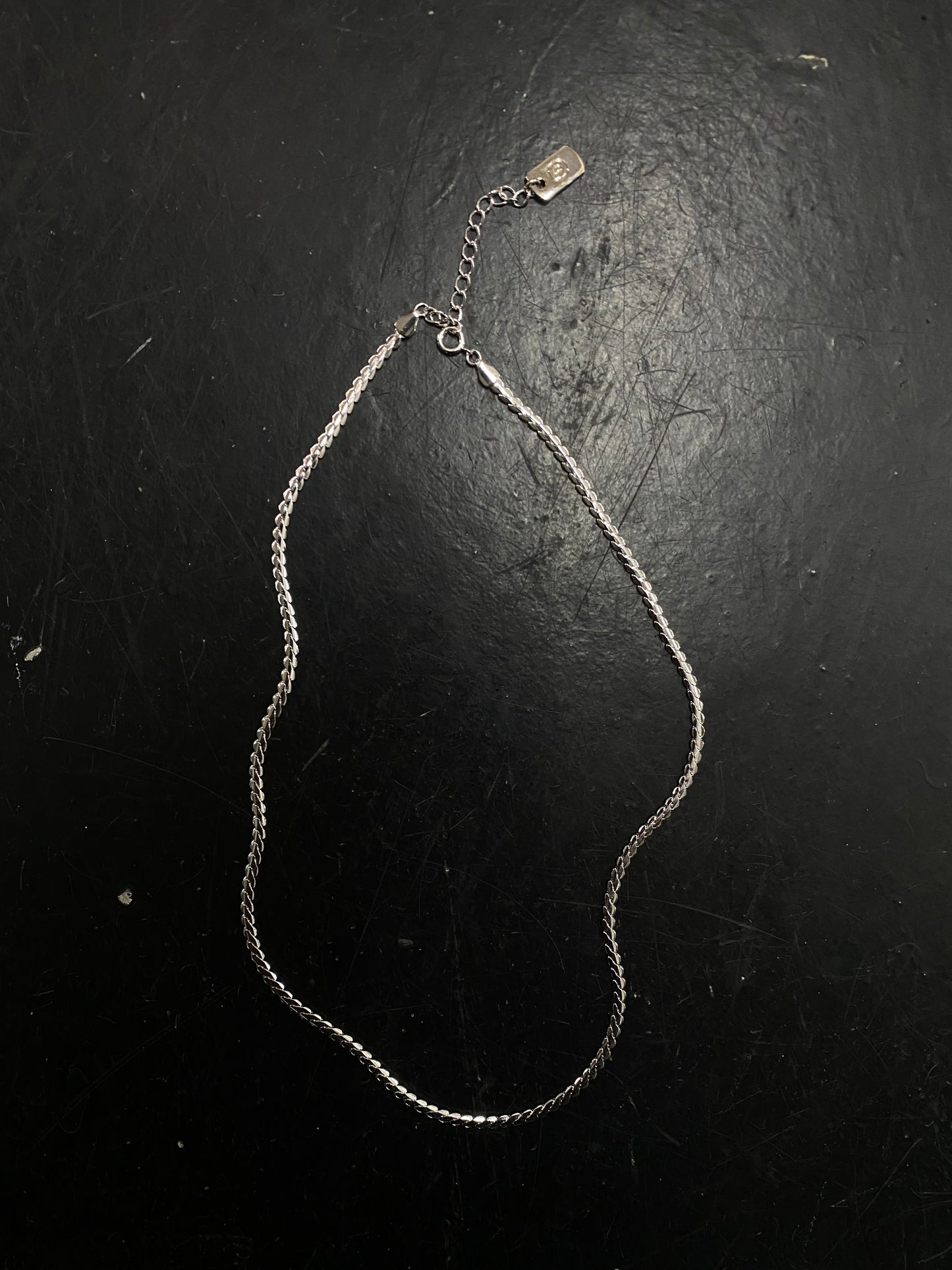 THE OBJECT PAR Narrow Snake Necklace