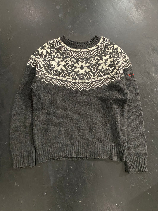 Nordic pattern knit