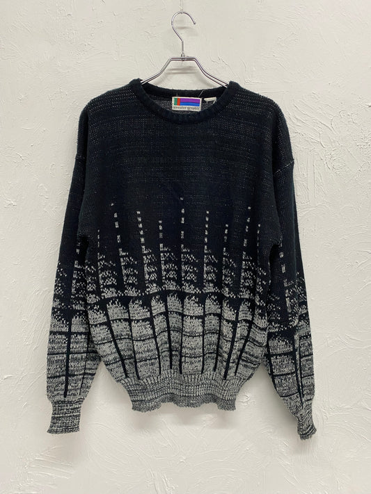 drop shoulder design knit