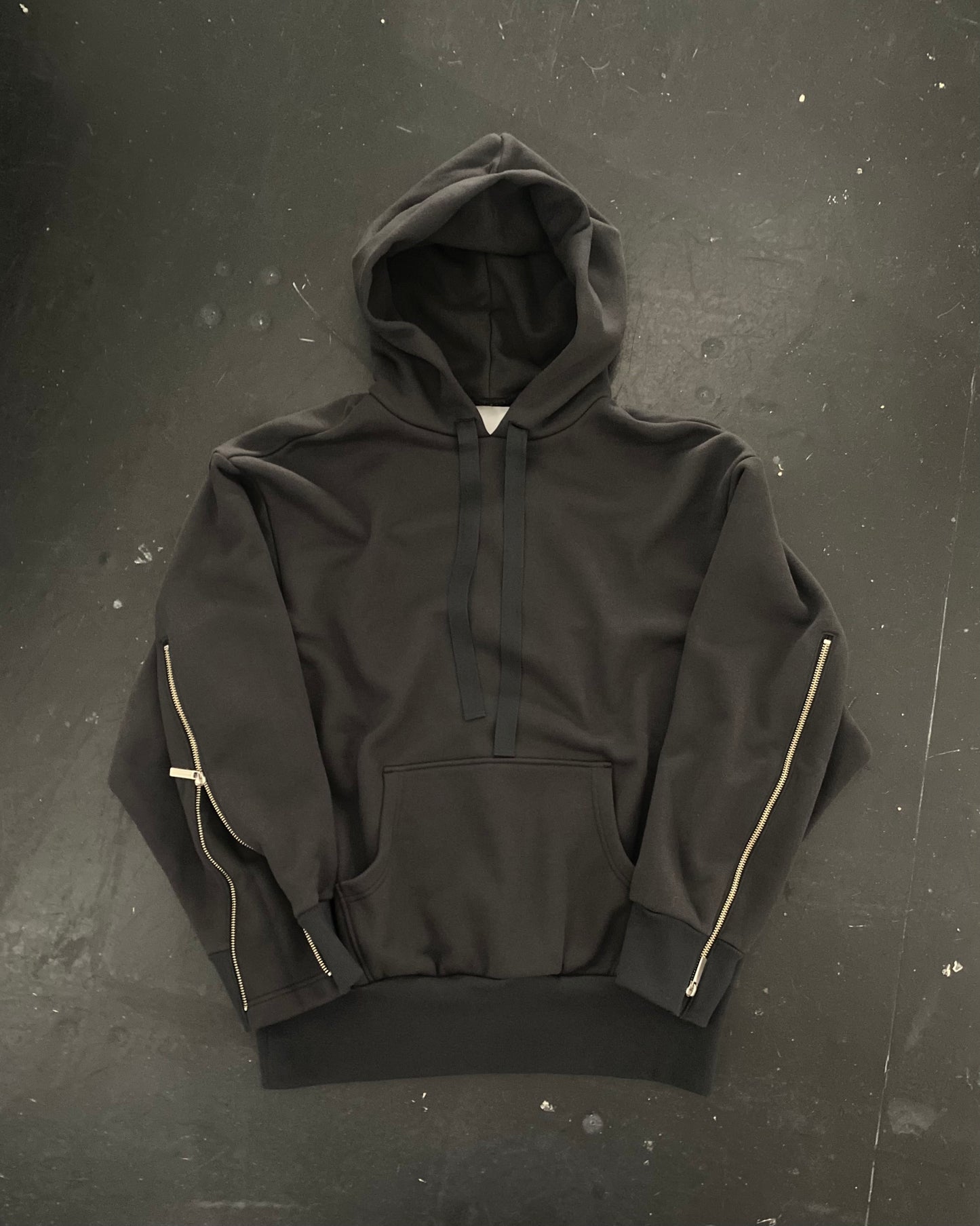 I'm here / SIDE ZIP : SWEAT HOODIE