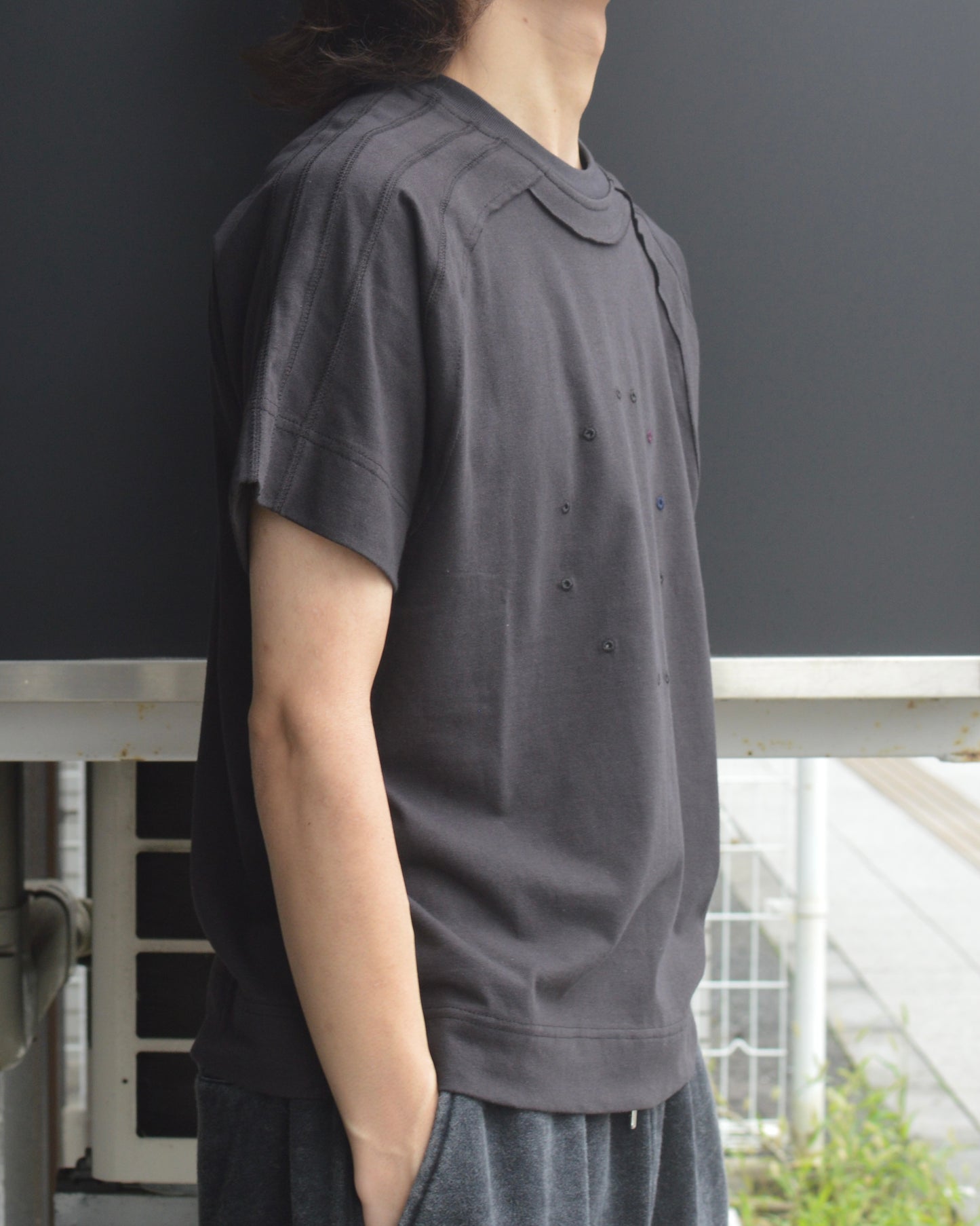 JIAN YE 十二支 TEE charcoal