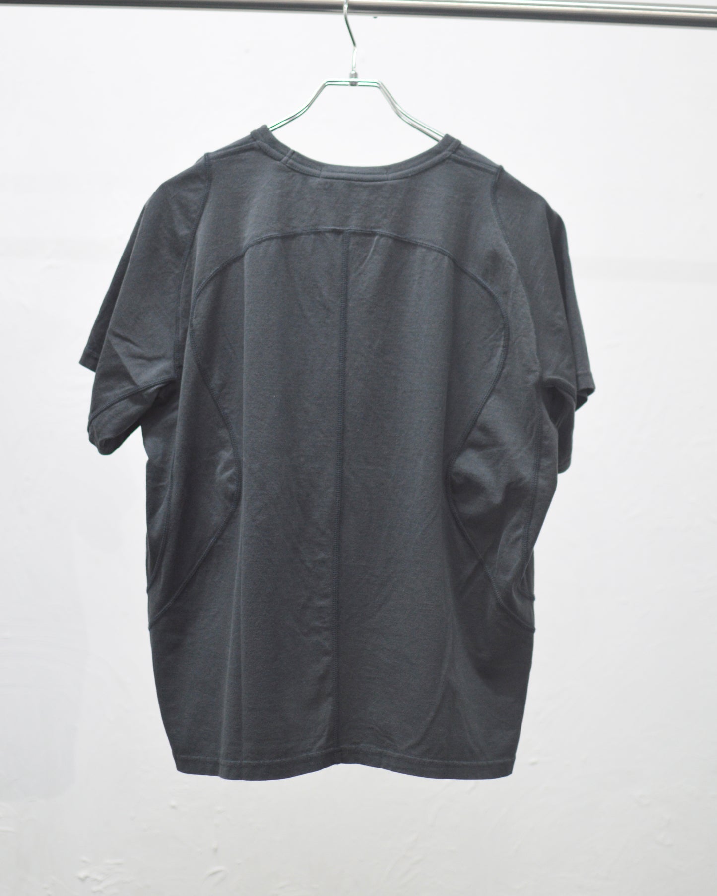 NVRFRGT PANELLED HALF SLEEVE T-SHIRT