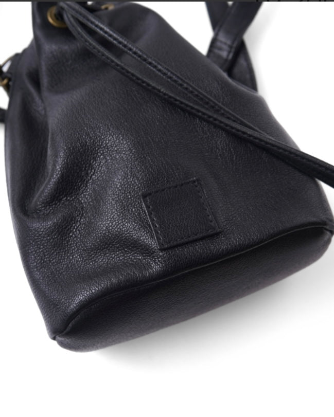 refomed CCU LEATHER "KINCHAKU" BAG