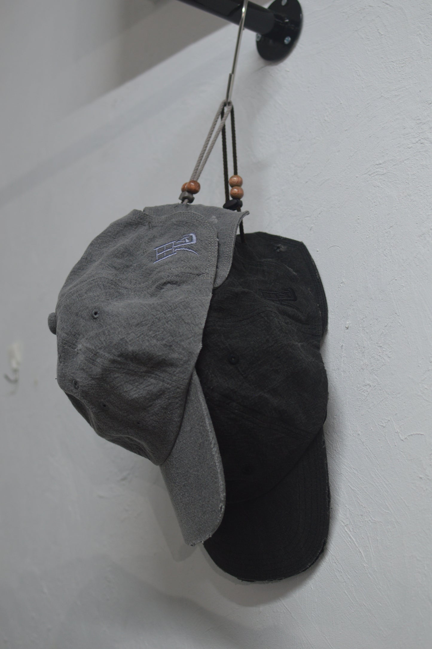JIAN YE 朱点童子 CAP GRAY