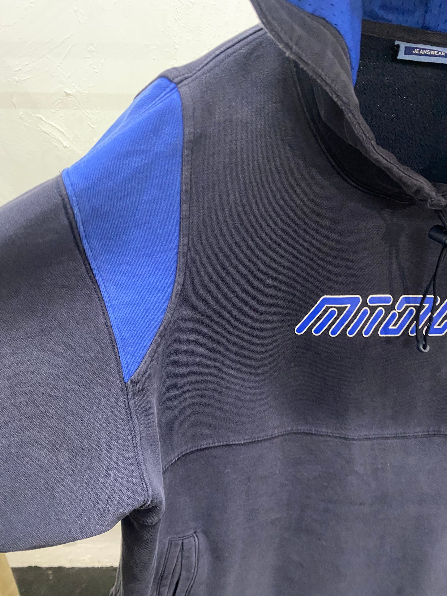 bluenotes docking design hoodie