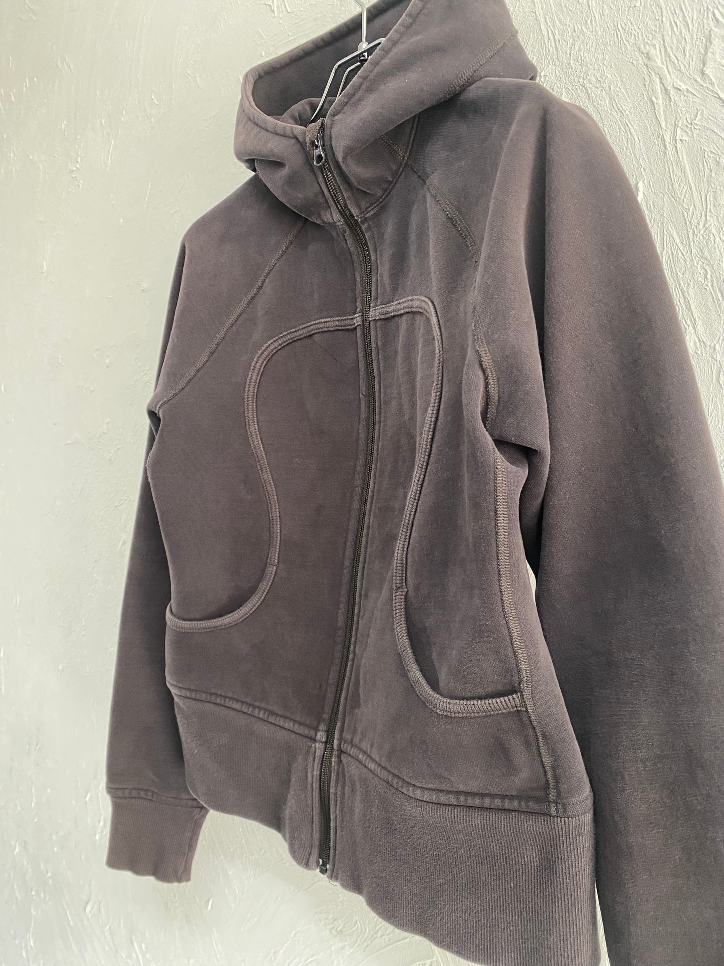 lulu lemon zipped hoodie dark brown