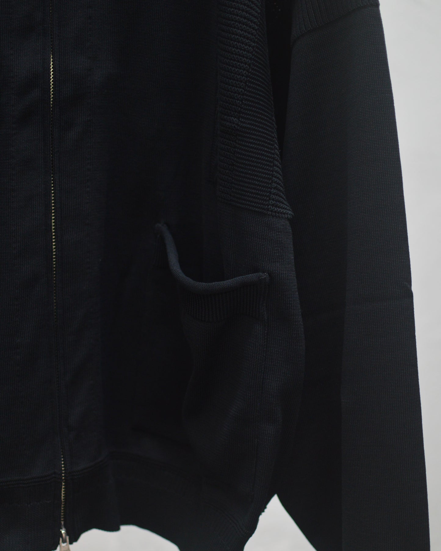 YASHIKI Akiyo Zip Cardigan BLACK