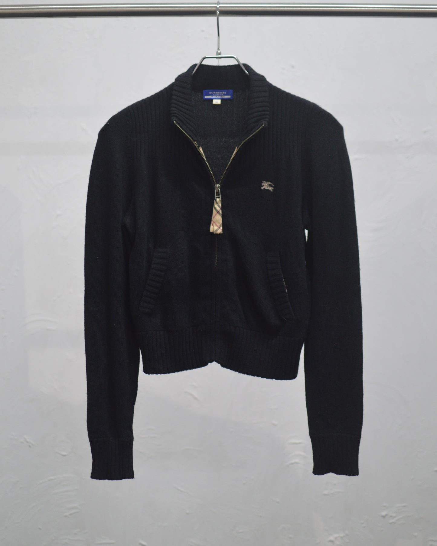 Burberry short length zip knit