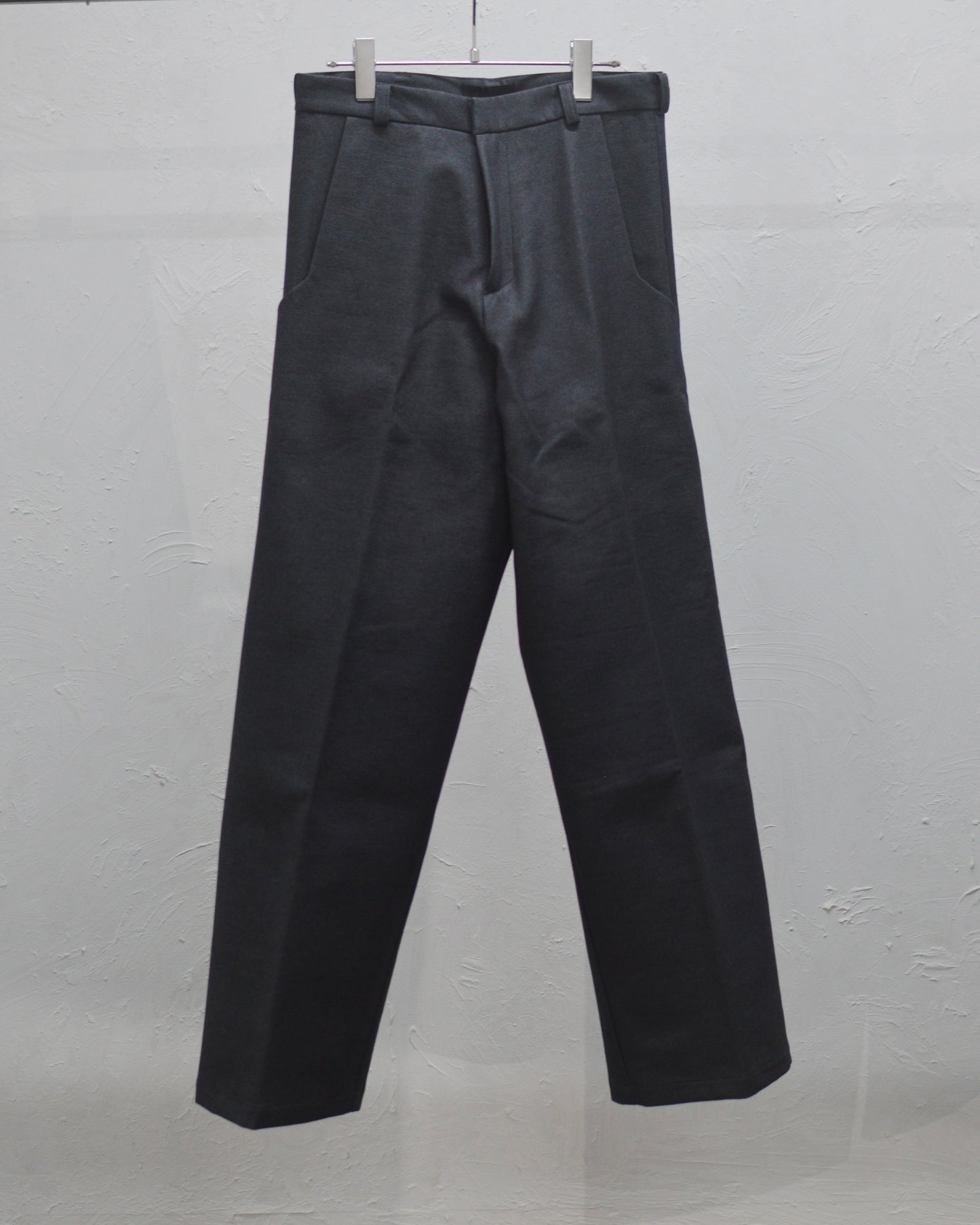 ryaw Mantis leg Pants