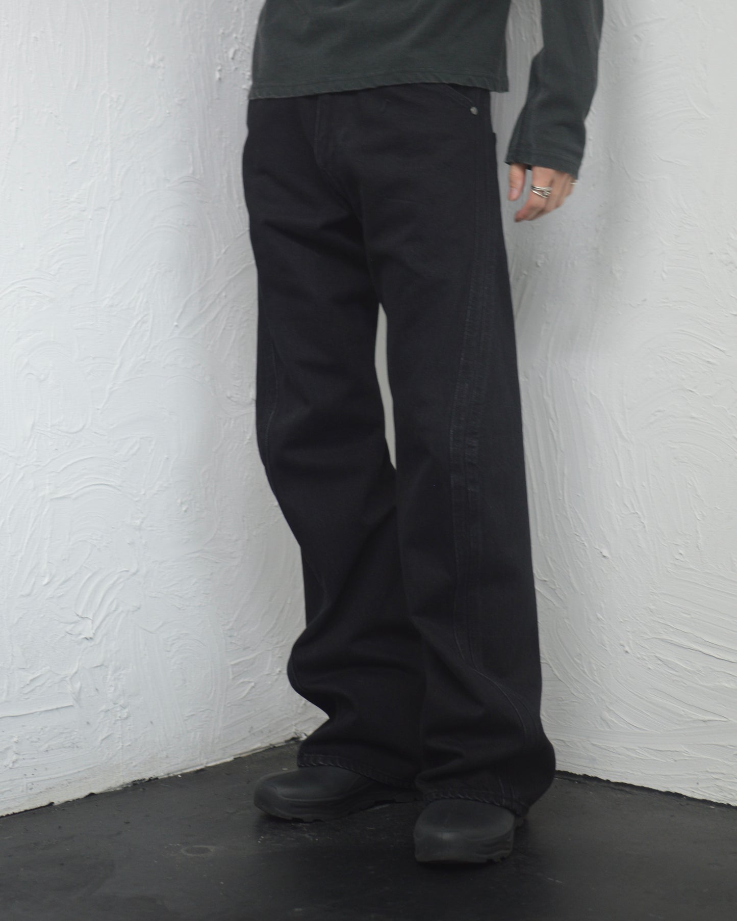 NVRFRGT  3D TWISTED JEANS