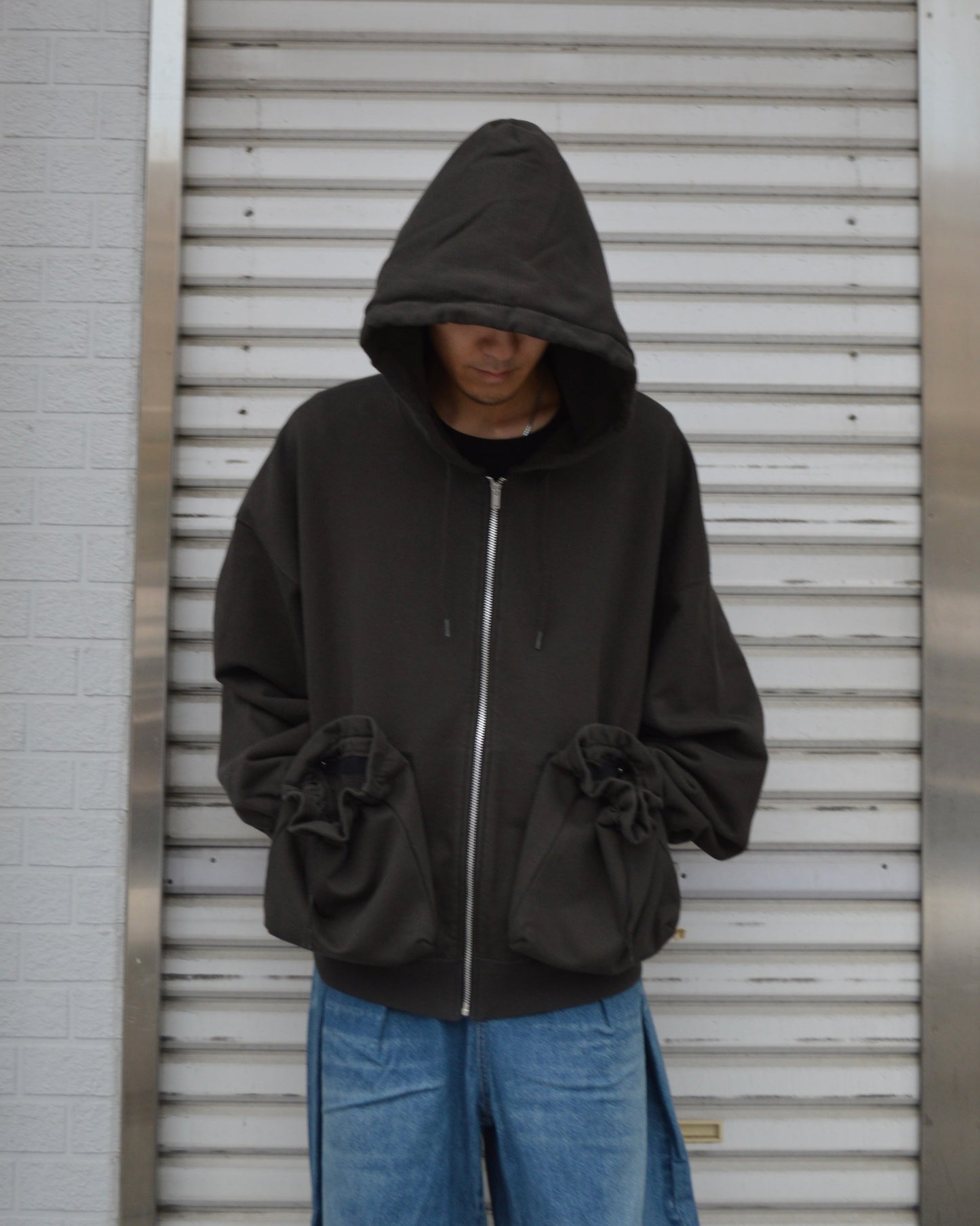 refomed "KINCHAKU" ZIPUP HOODIE CHARCOAL