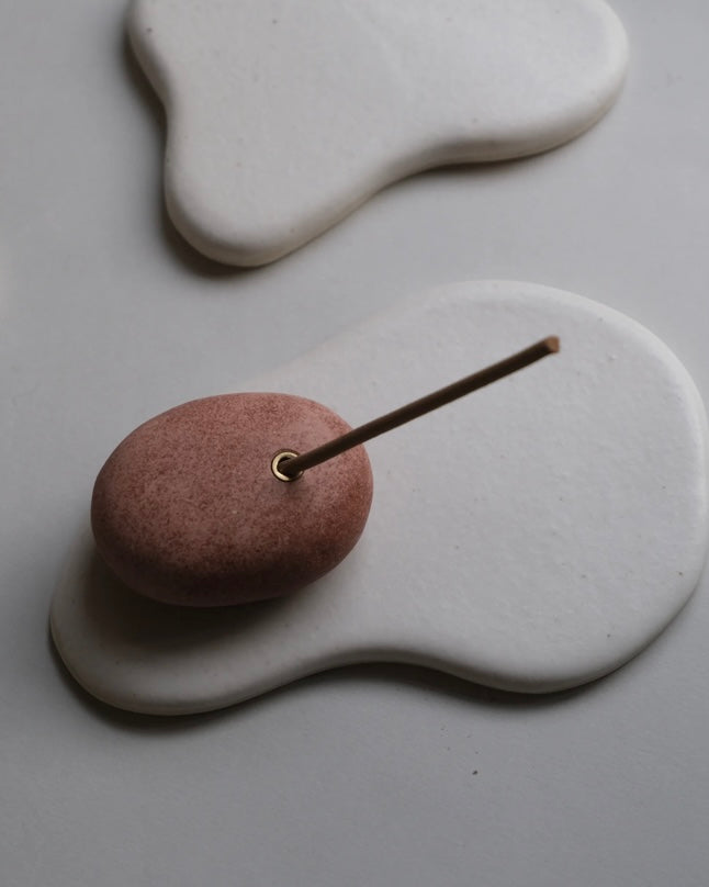 noun Clay Incense Holder (red)