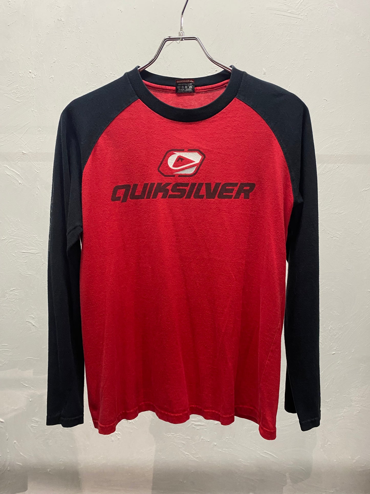 QUIKSILVER long sleeve T-shirt