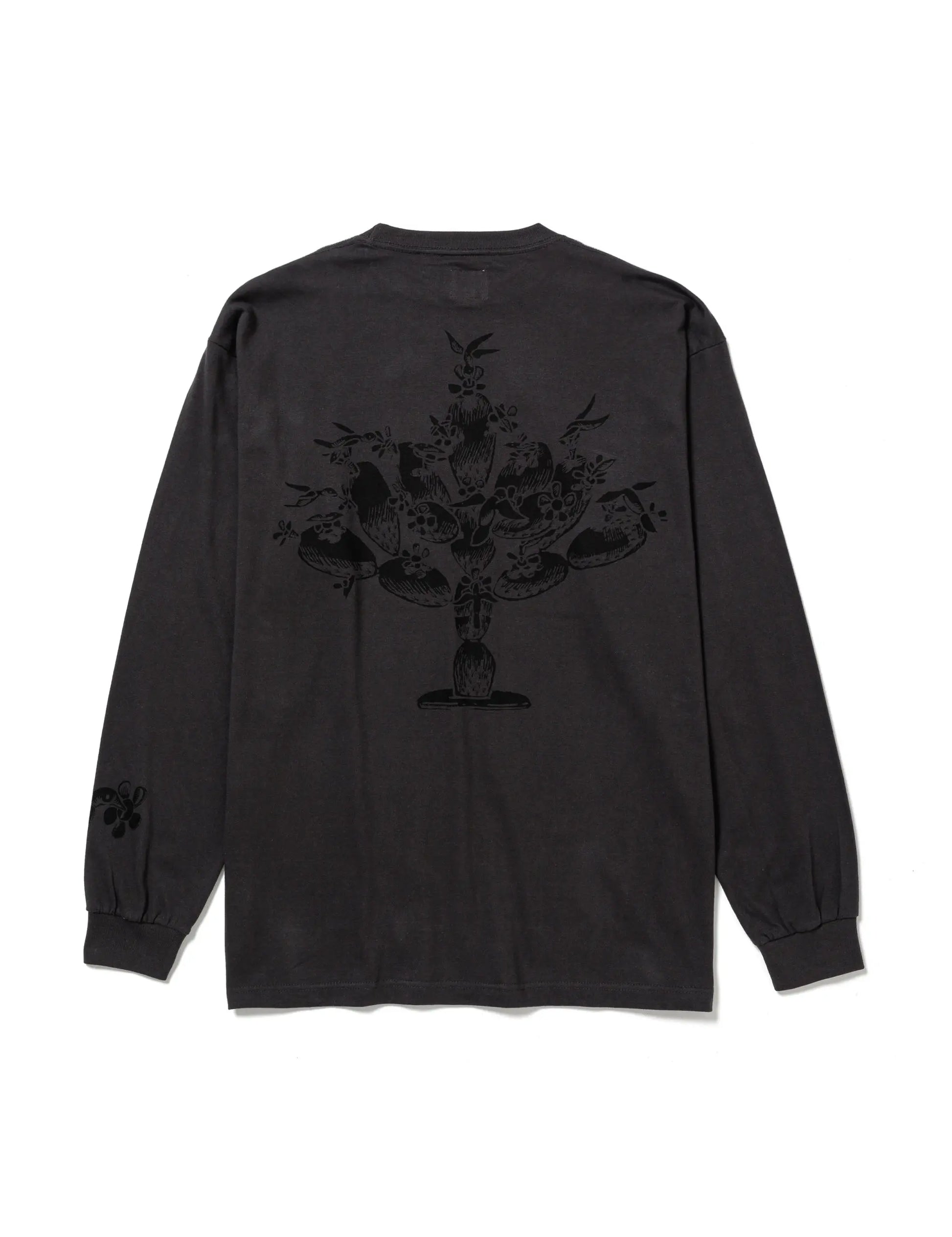 Sasquatchfabrix. L/S T-SHIRT “PEACE LOVING NATION” – JIKAI Sasquatchfabrix. L/S T-SHIRT “PEACE LOVING NATION” – JIKAI