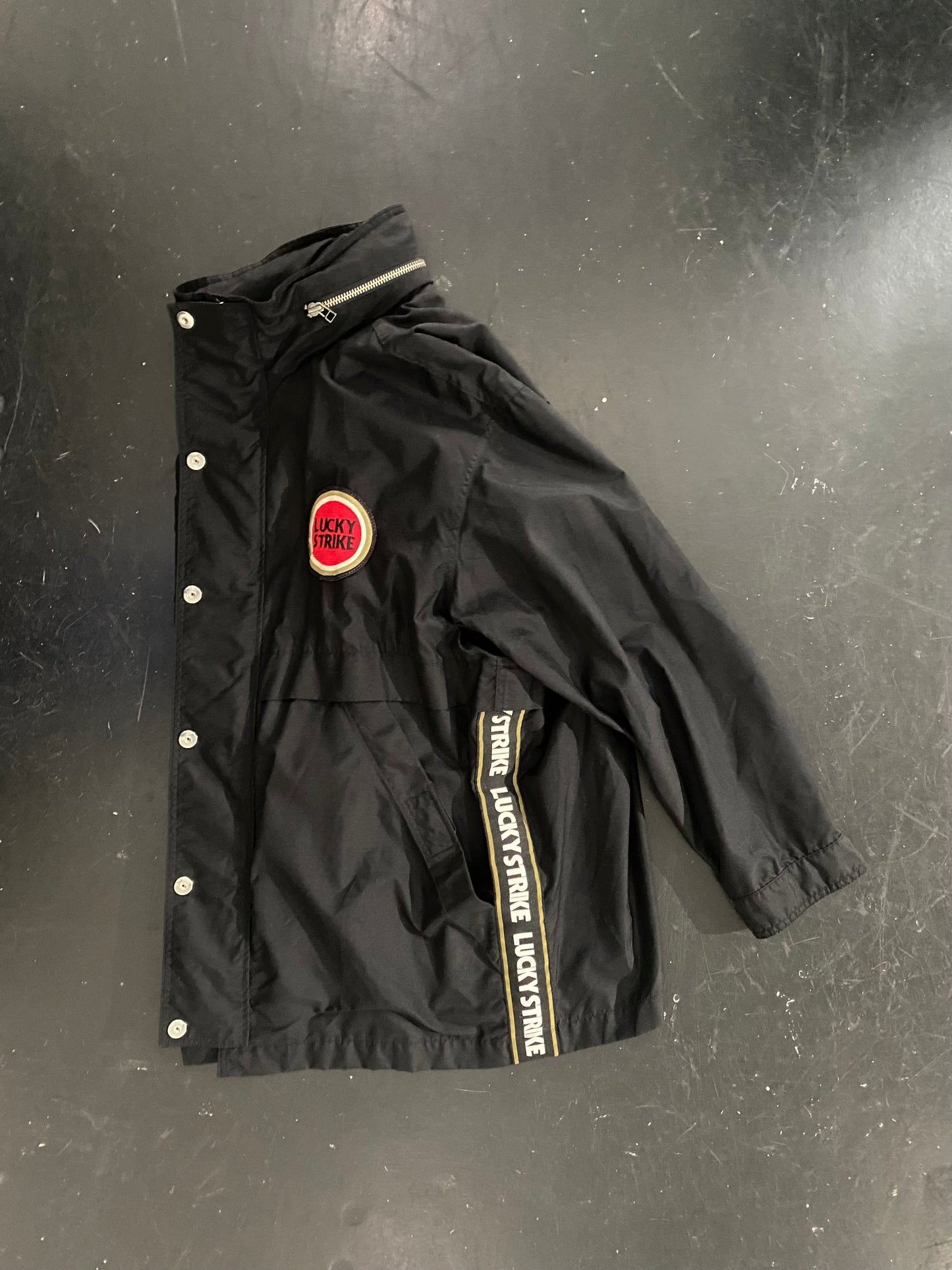 LUCKY STRIKE LOGO HOODED JACKET