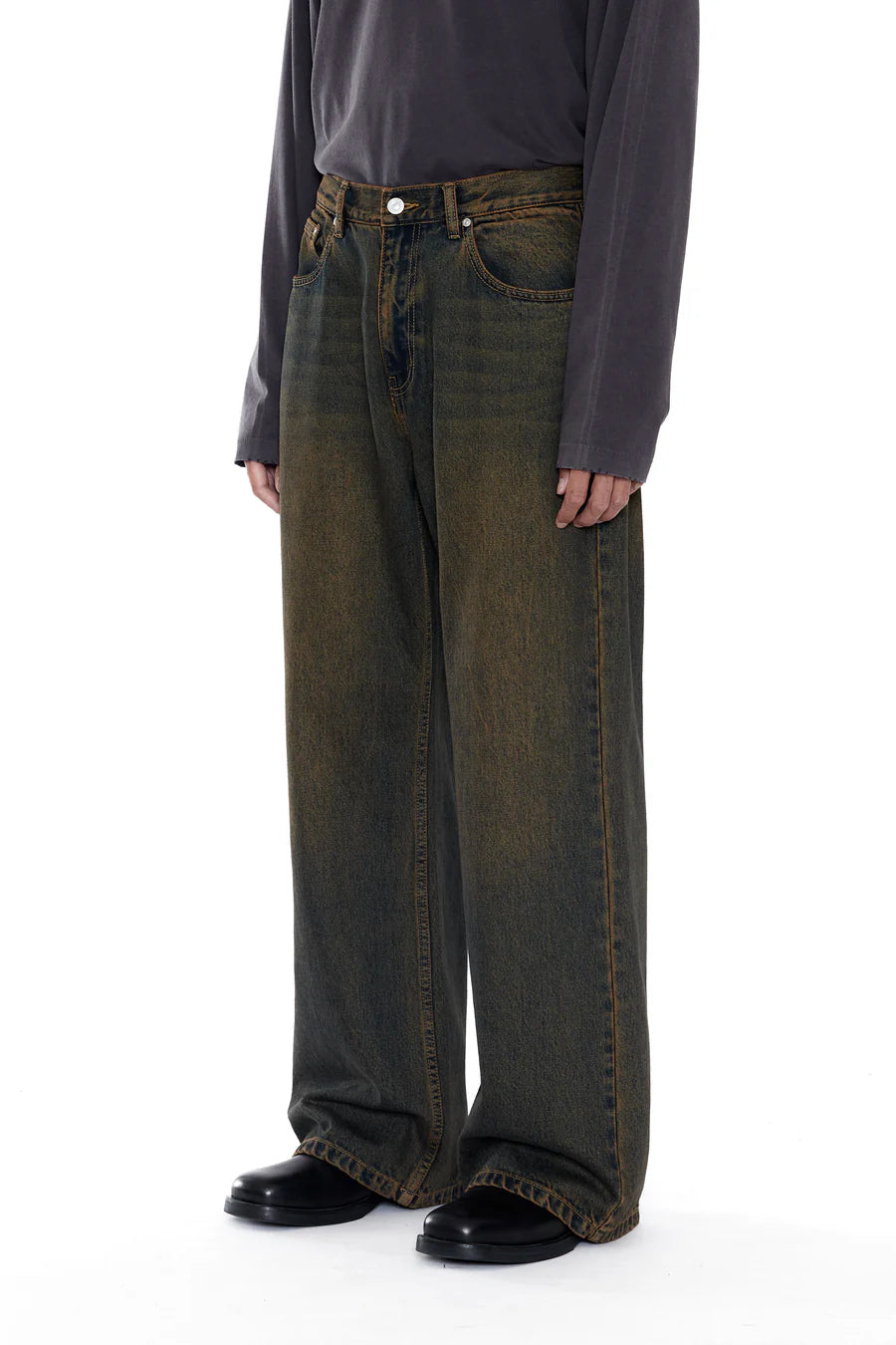 CODA BLACK BROWN WASH BREAK CUT FLARED JEANS