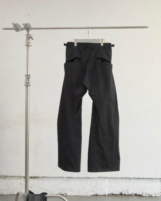 NVRFRGT 2TUCKED CURVED LEG TROUSERS