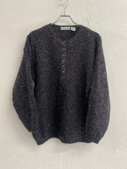 crew neck knit
