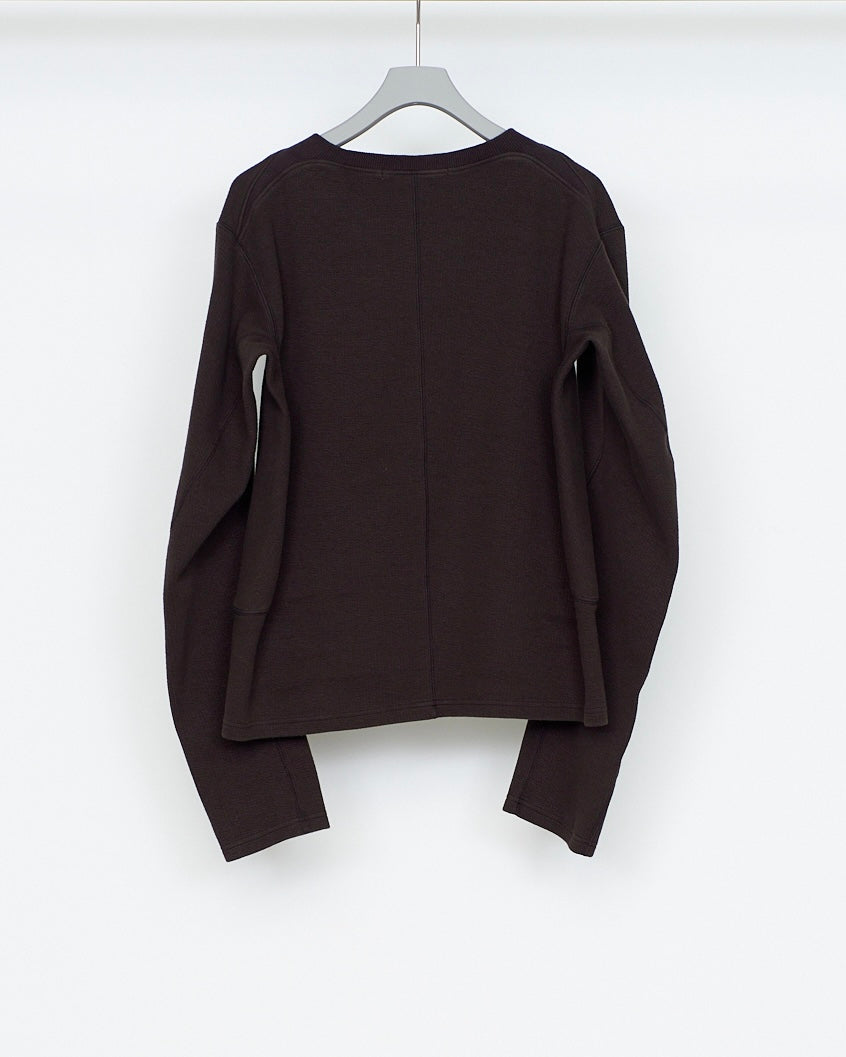 NVRFRGT PANNELD LONG SLEEVE V-NECK T-SHIRT