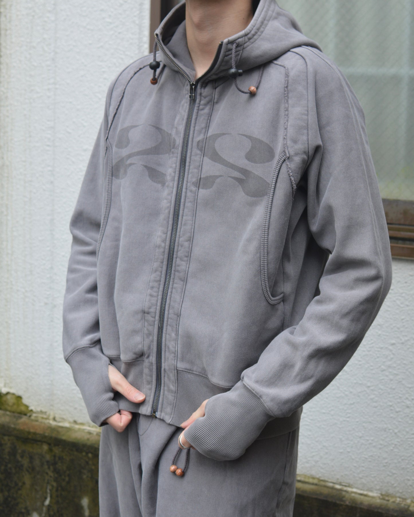 JIAN YE 25 HOODIE GRAY