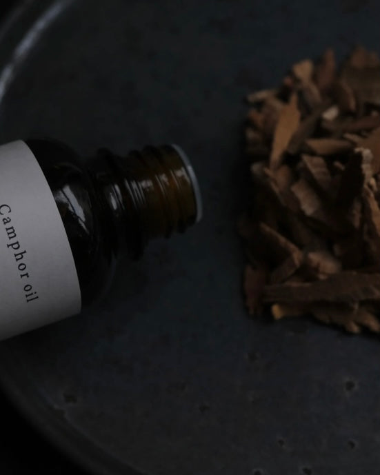 noun Camphor Oil 30ml 屋久島産