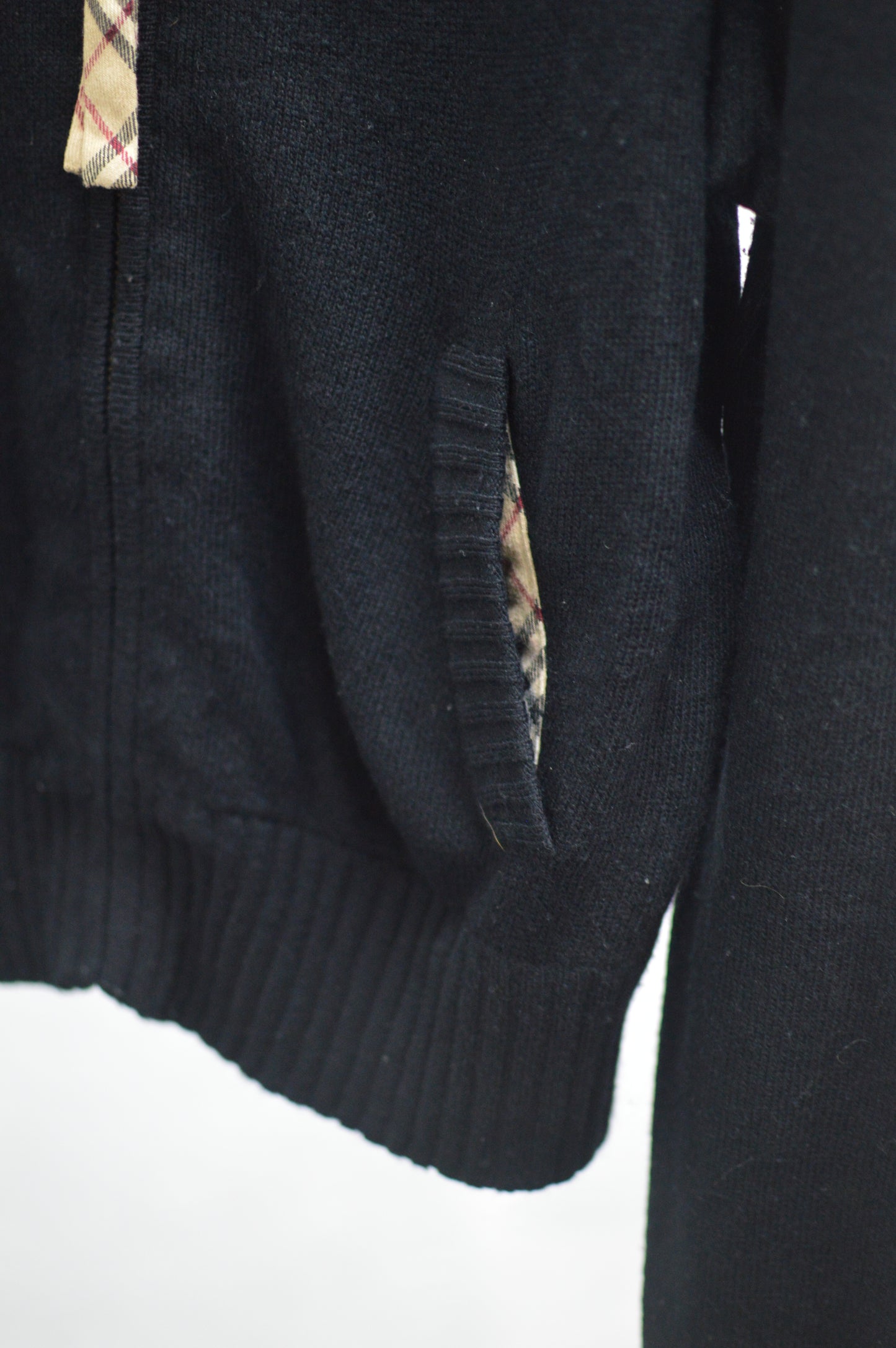 Burberry short length zip knit