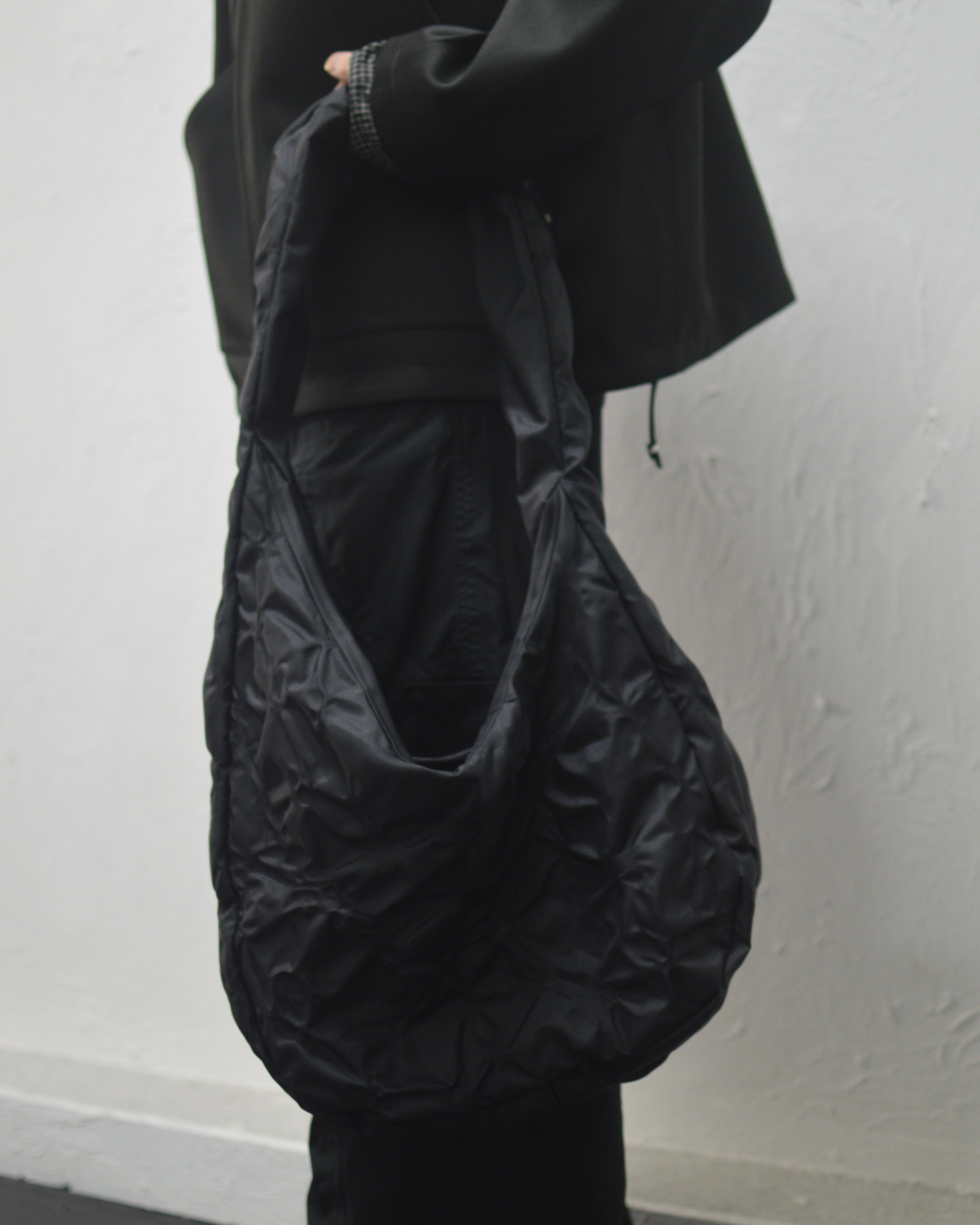 ryaw All Leaf Vein Bag BLACK – JIKAI