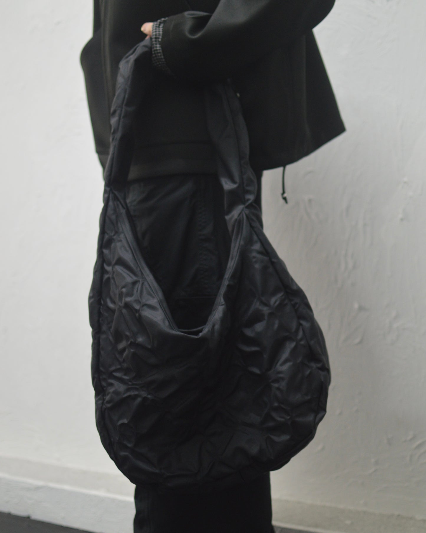 ryaw All Leaf Vein Bag BLACK