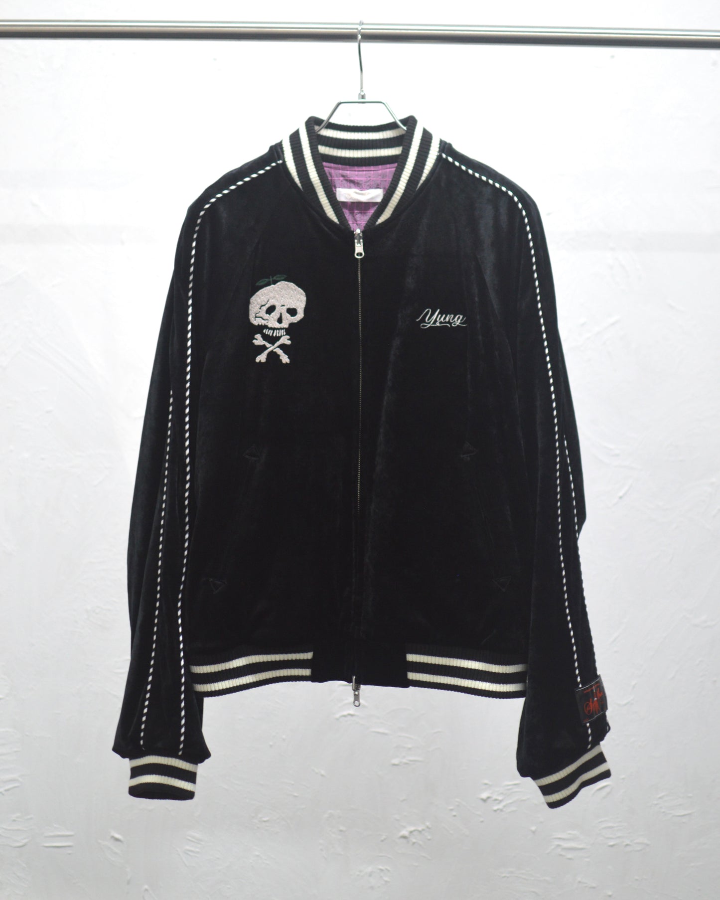 SYUMAN. / Apple-Bone Velours-Skajumper