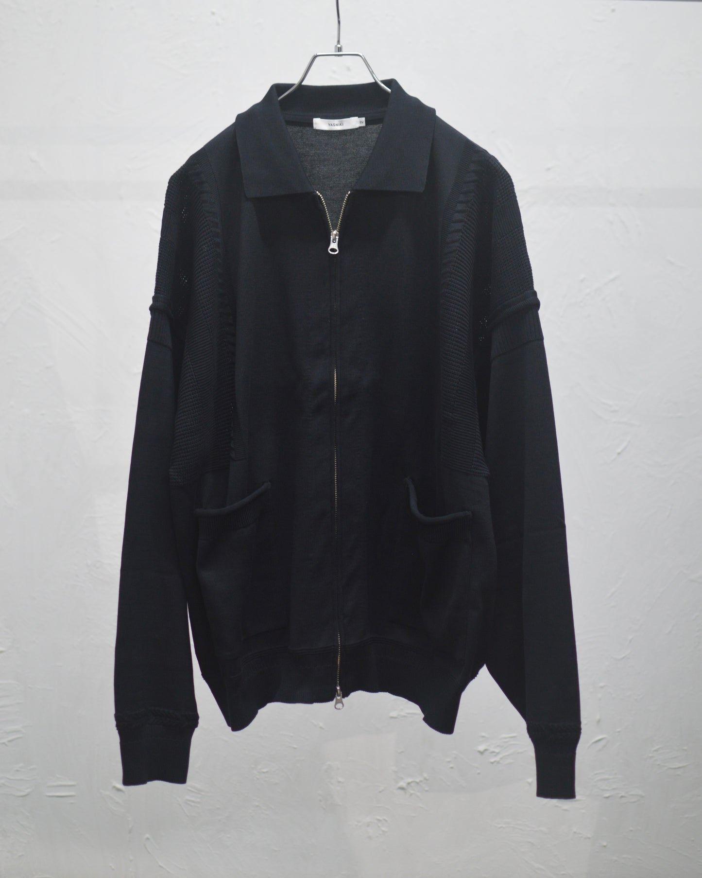 YASHIKI Akiyo Zip Cardigan BLACK