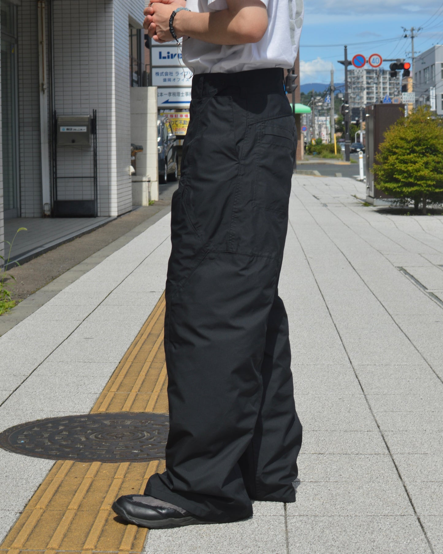 OPPOSE DUALITY 8 Pocket Panel Wide Shell TRS BLACK