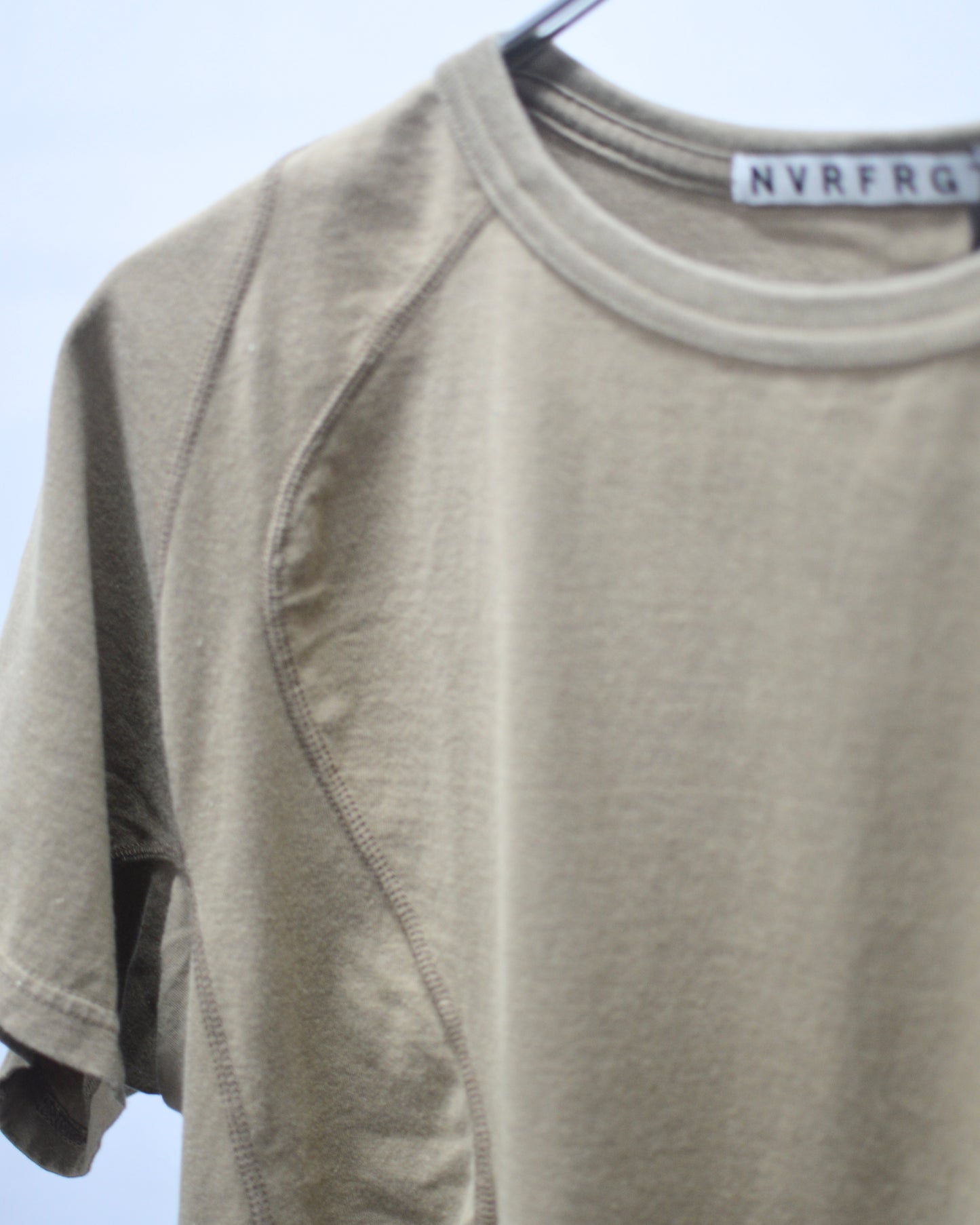 NVRFRGT PANELLED HALF SLEEVE T-SHIRT
