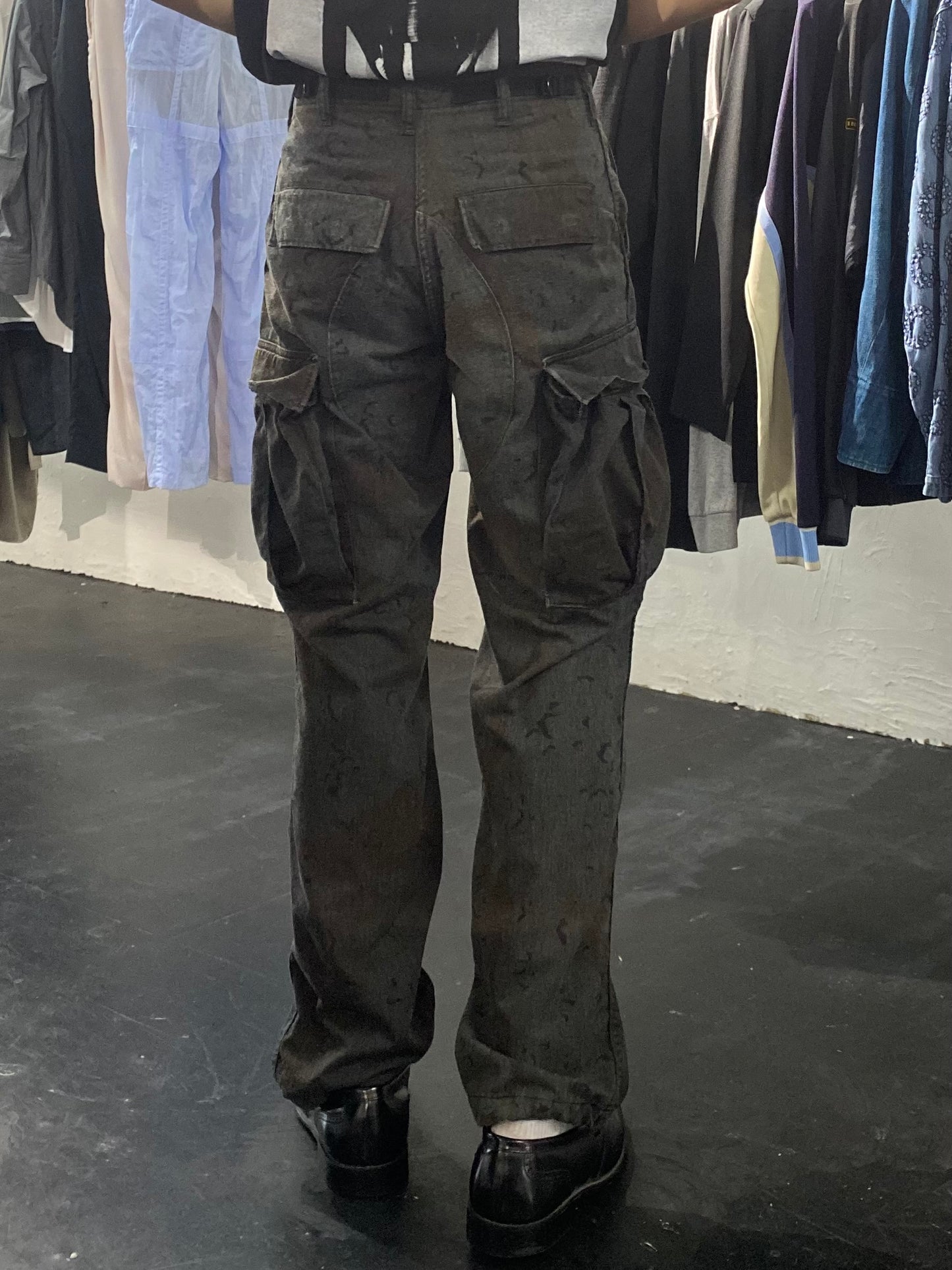 camo pattern cargo pants