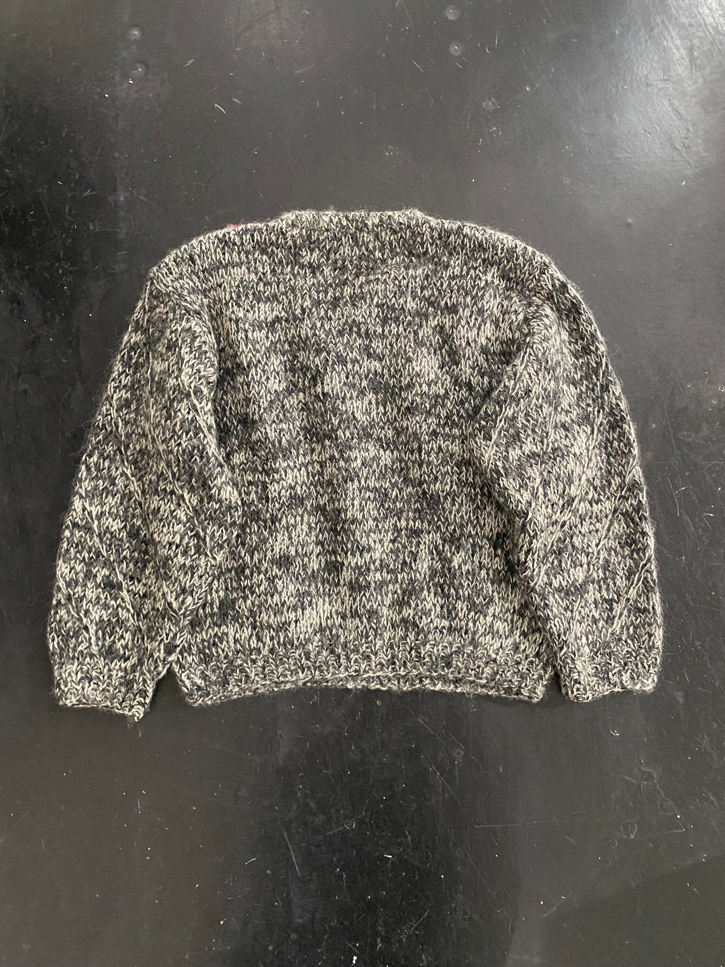 twist design knit