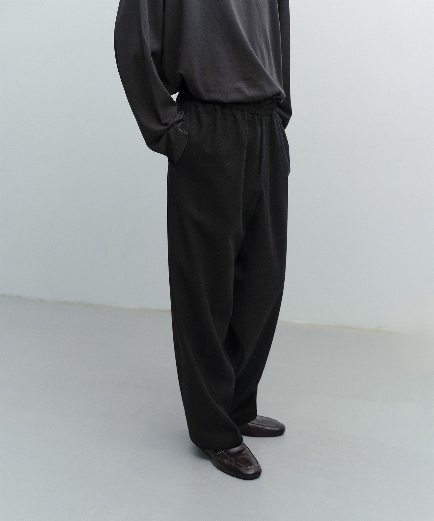 ANOTHER OFFICE Cashmere Banding Easy Pants BLACK